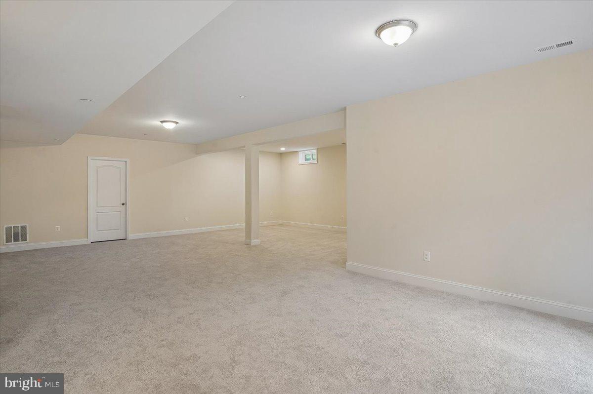 TWIN HILLS - Residential