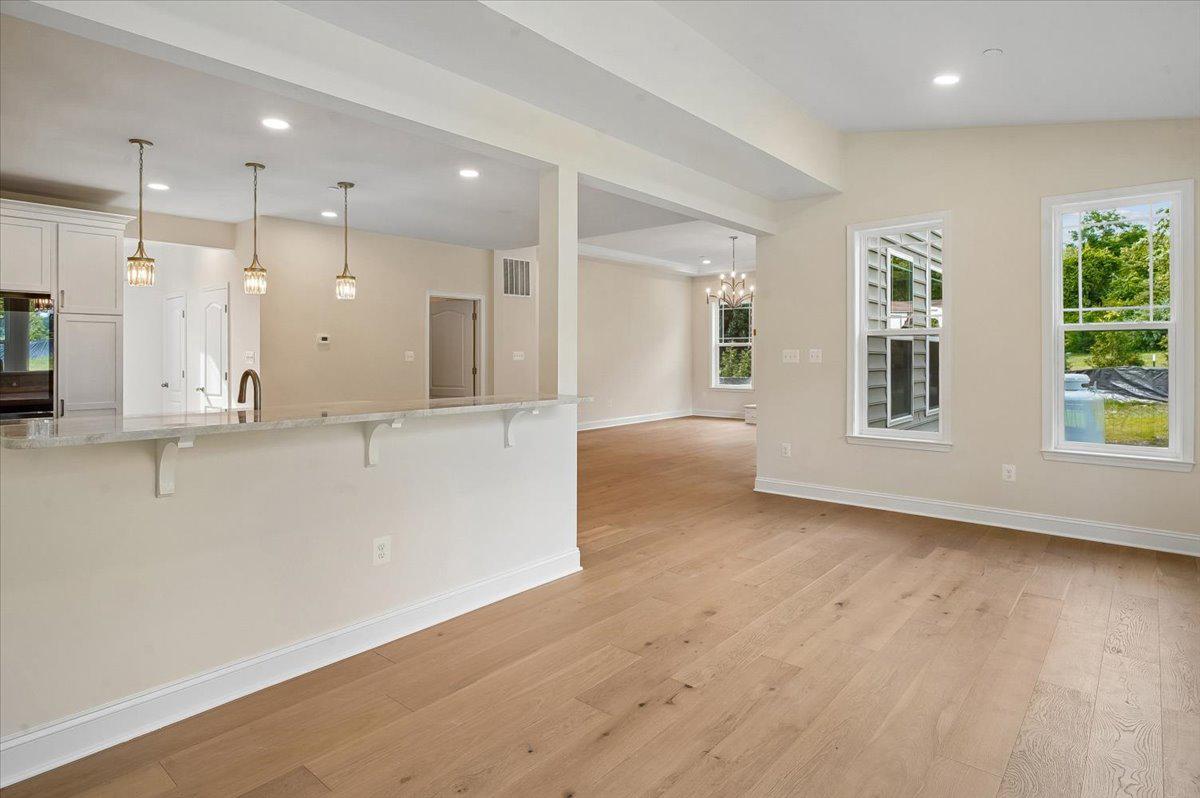 TWIN HILLS - Residential
