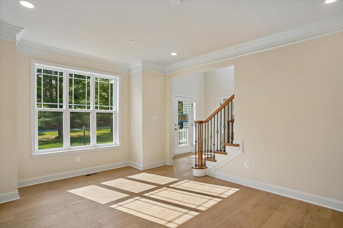 TWIN HILLS - Residential