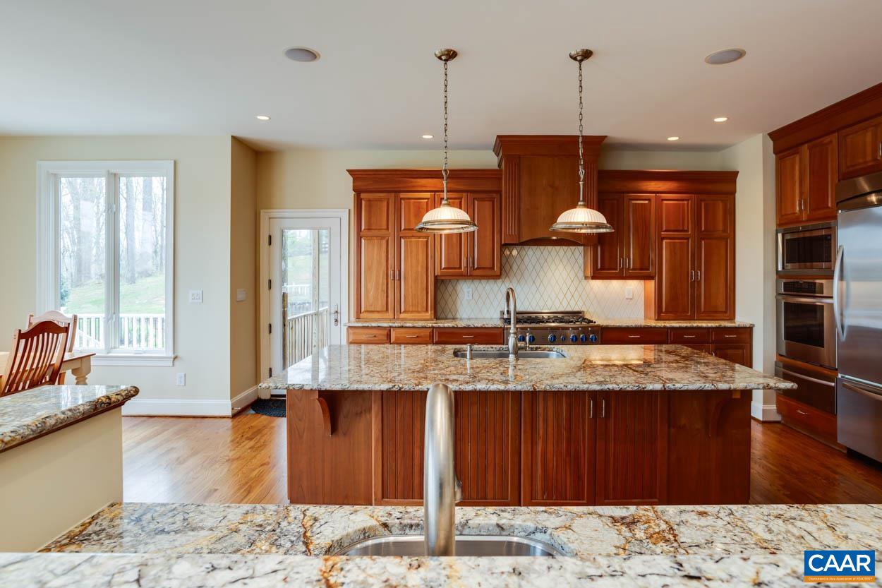 FOXCHASE - Residential