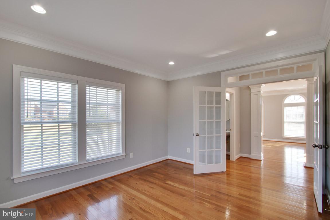 HOLLY RIDGE AT LAWNVALE - Residential