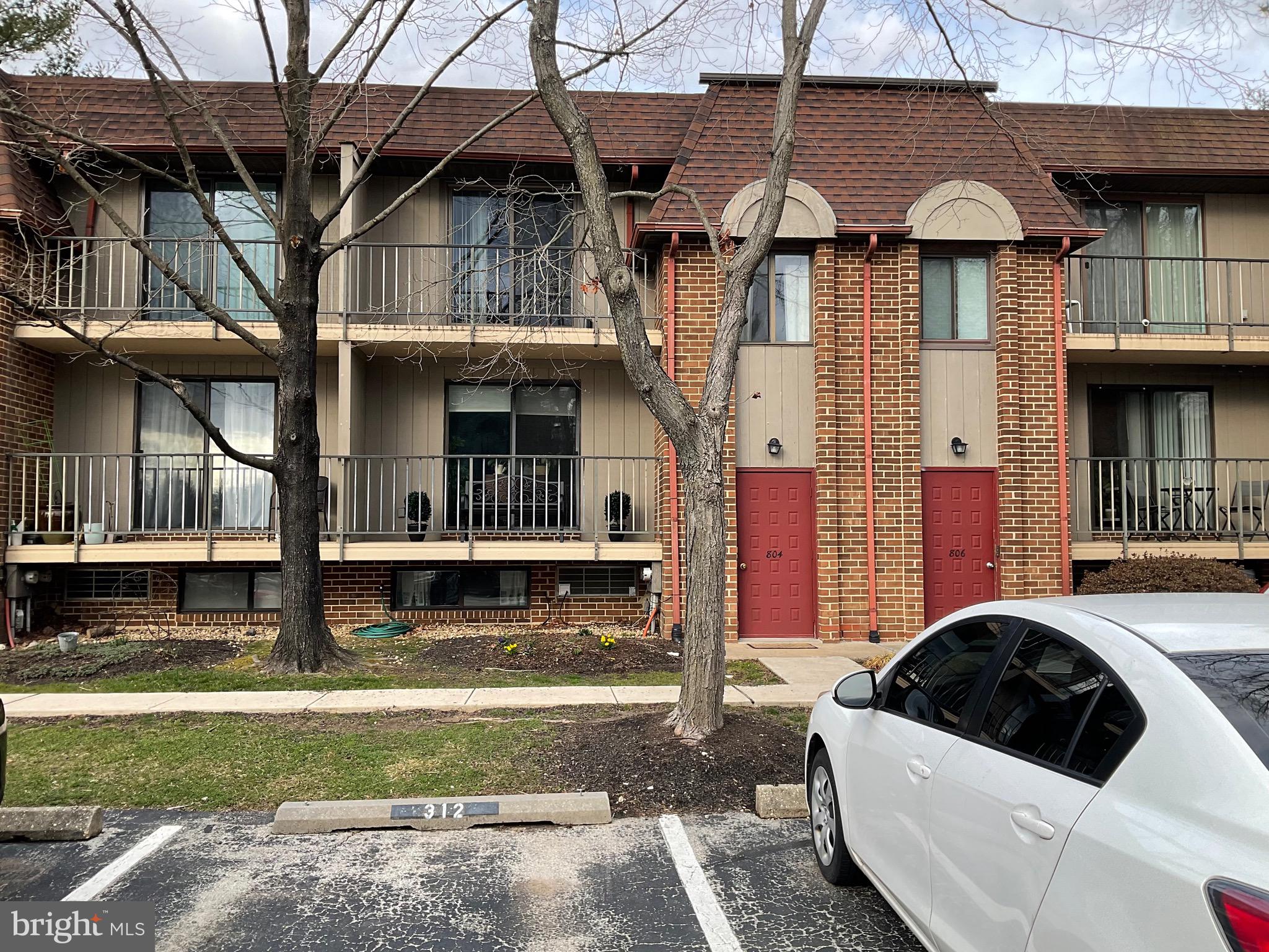 DANBURY VILLAGE - Residential