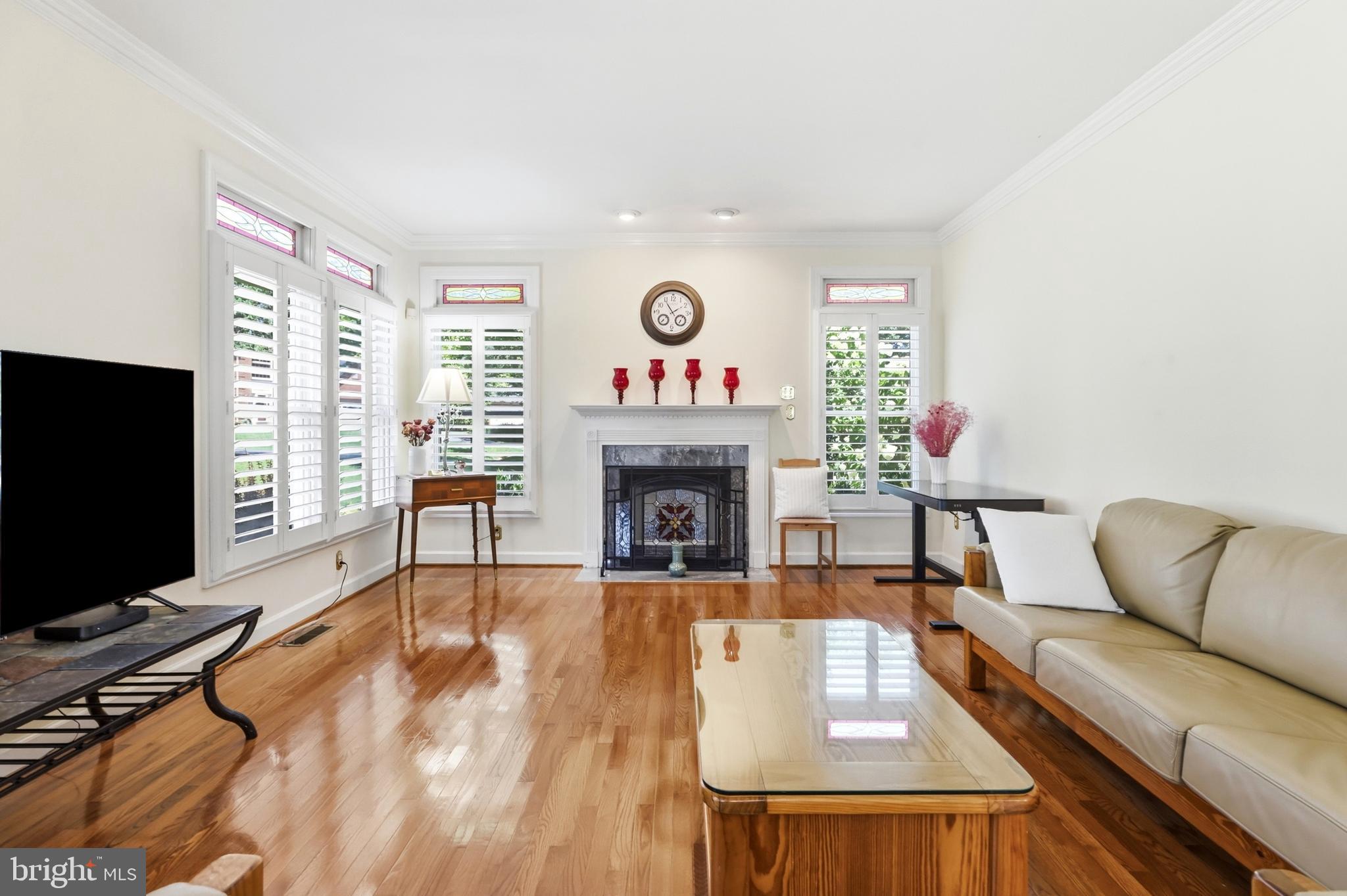 KINGS BRIDGE - Residential