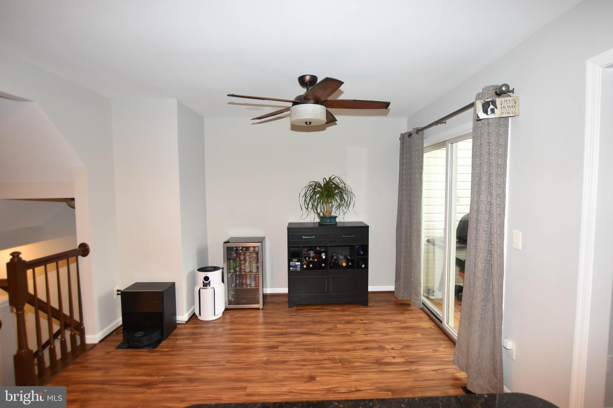 STRATFORD - Residential