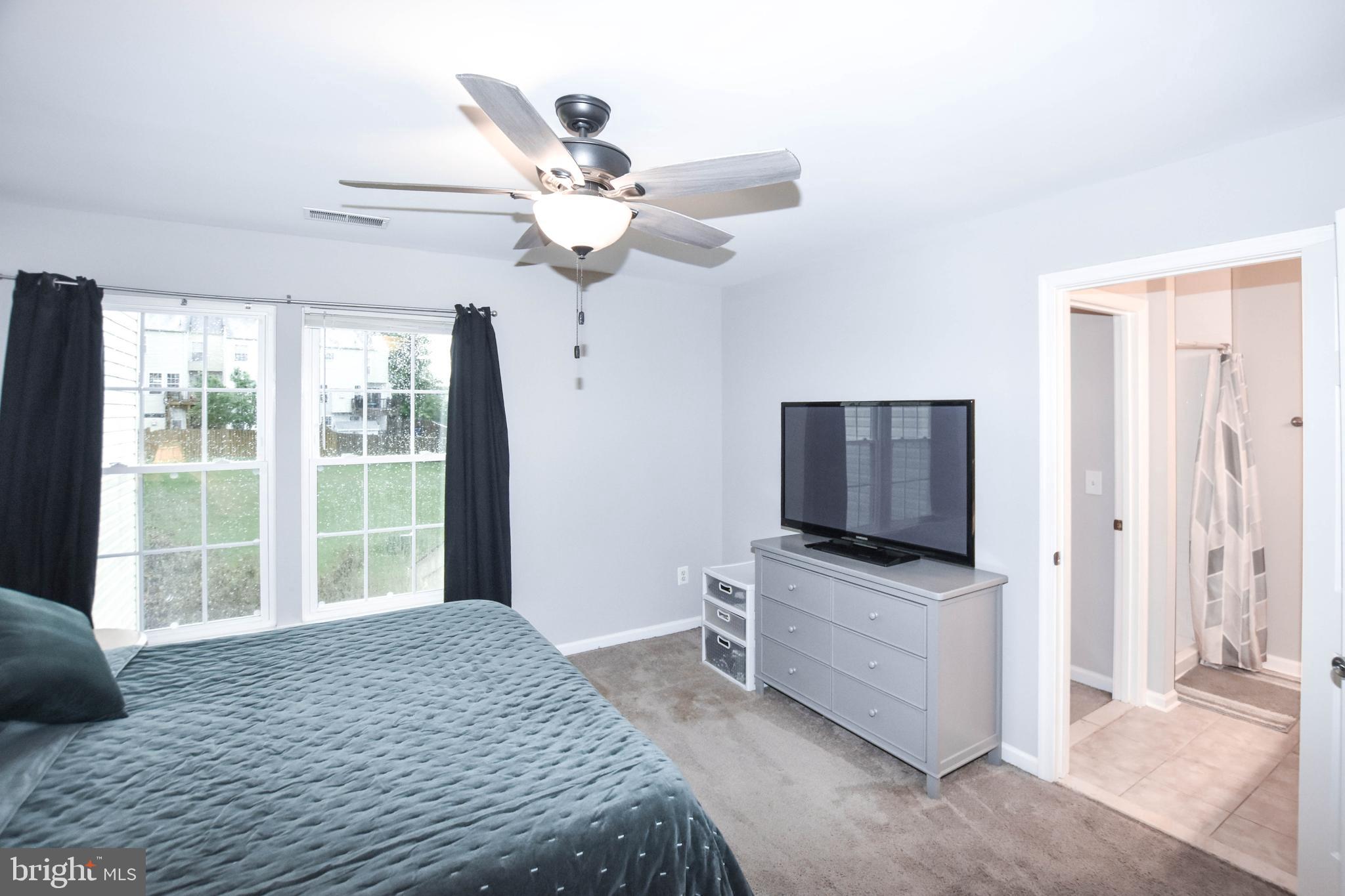 STRATFORD - Residential