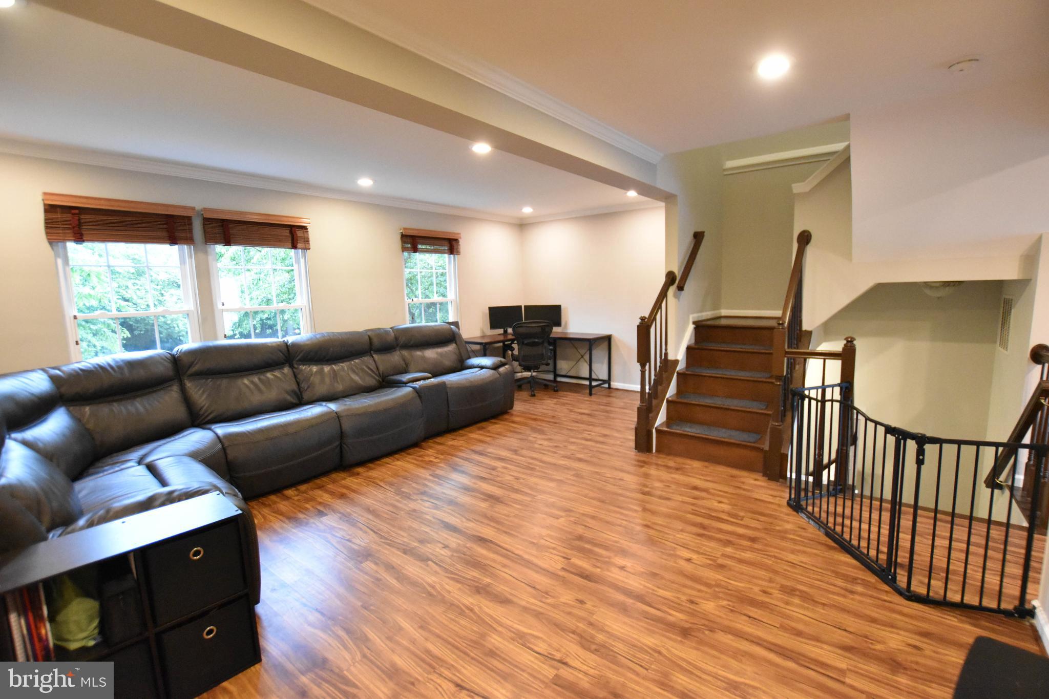 STRATFORD - Residential