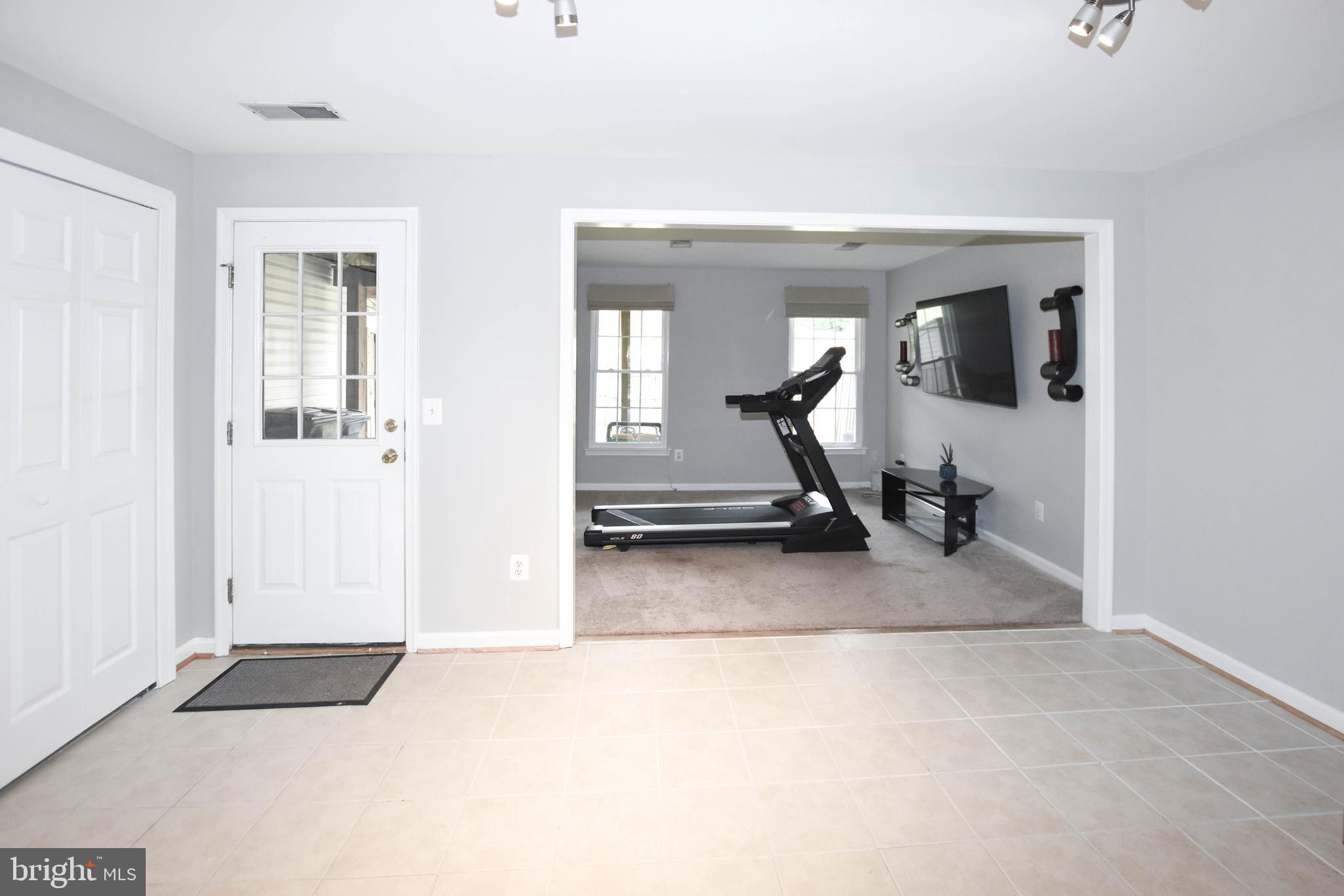 STRATFORD - Residential