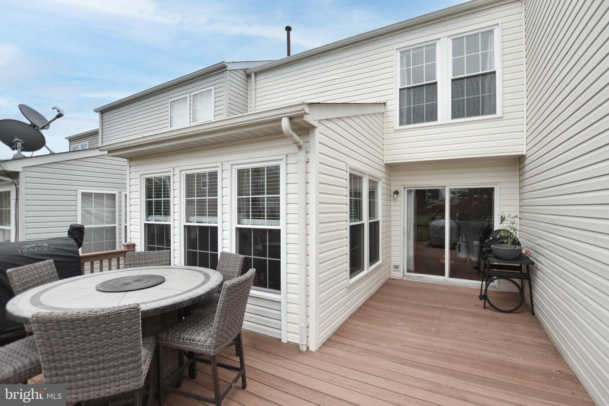 STRATFORD - Residential