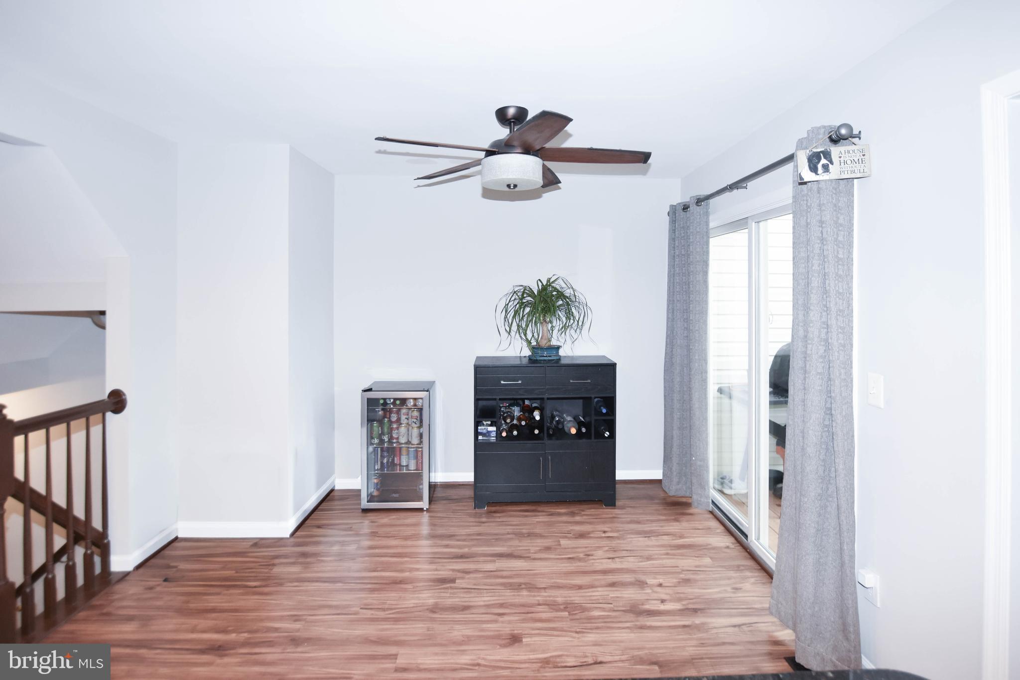 STRATFORD - Residential