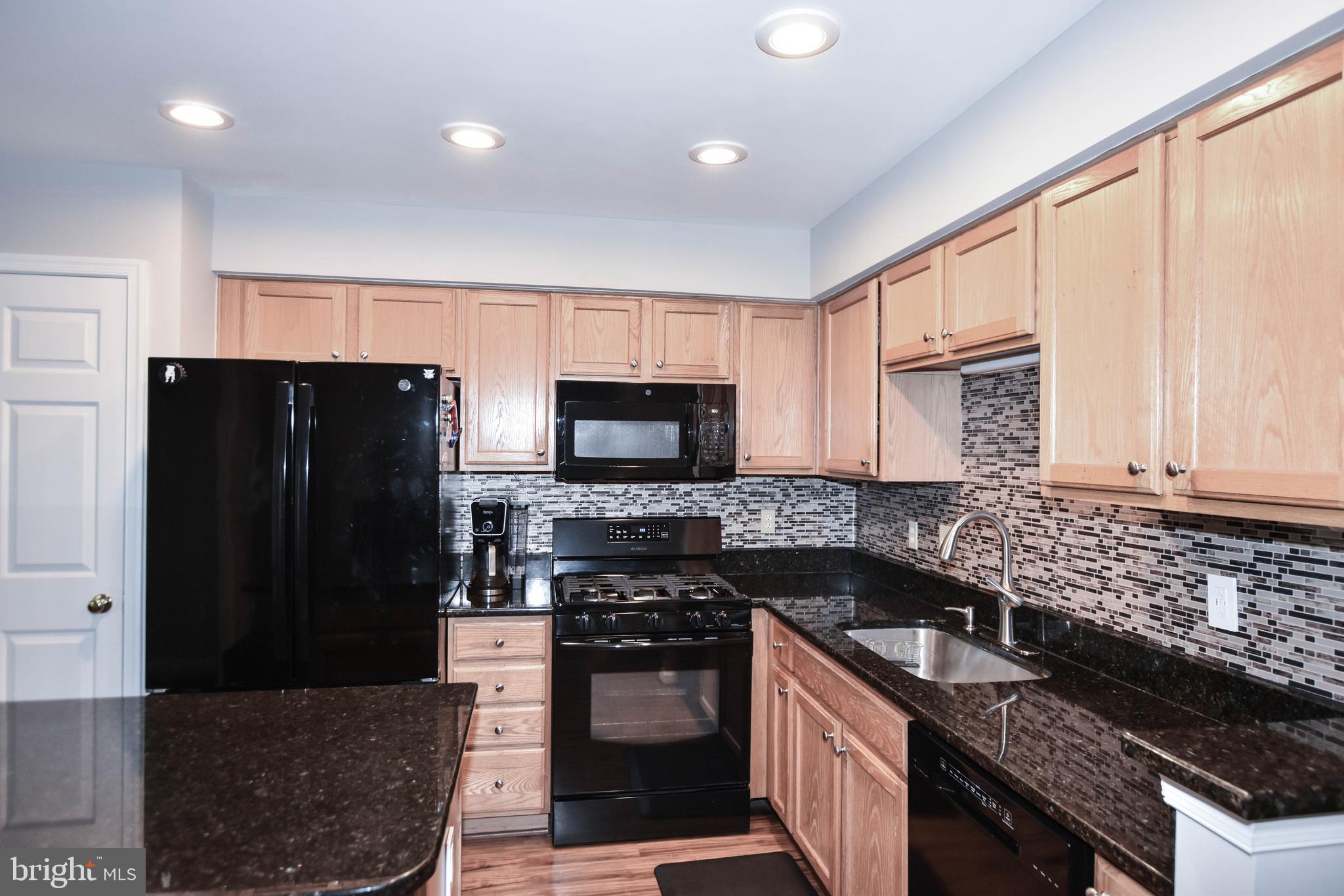 STRATFORD - Residential