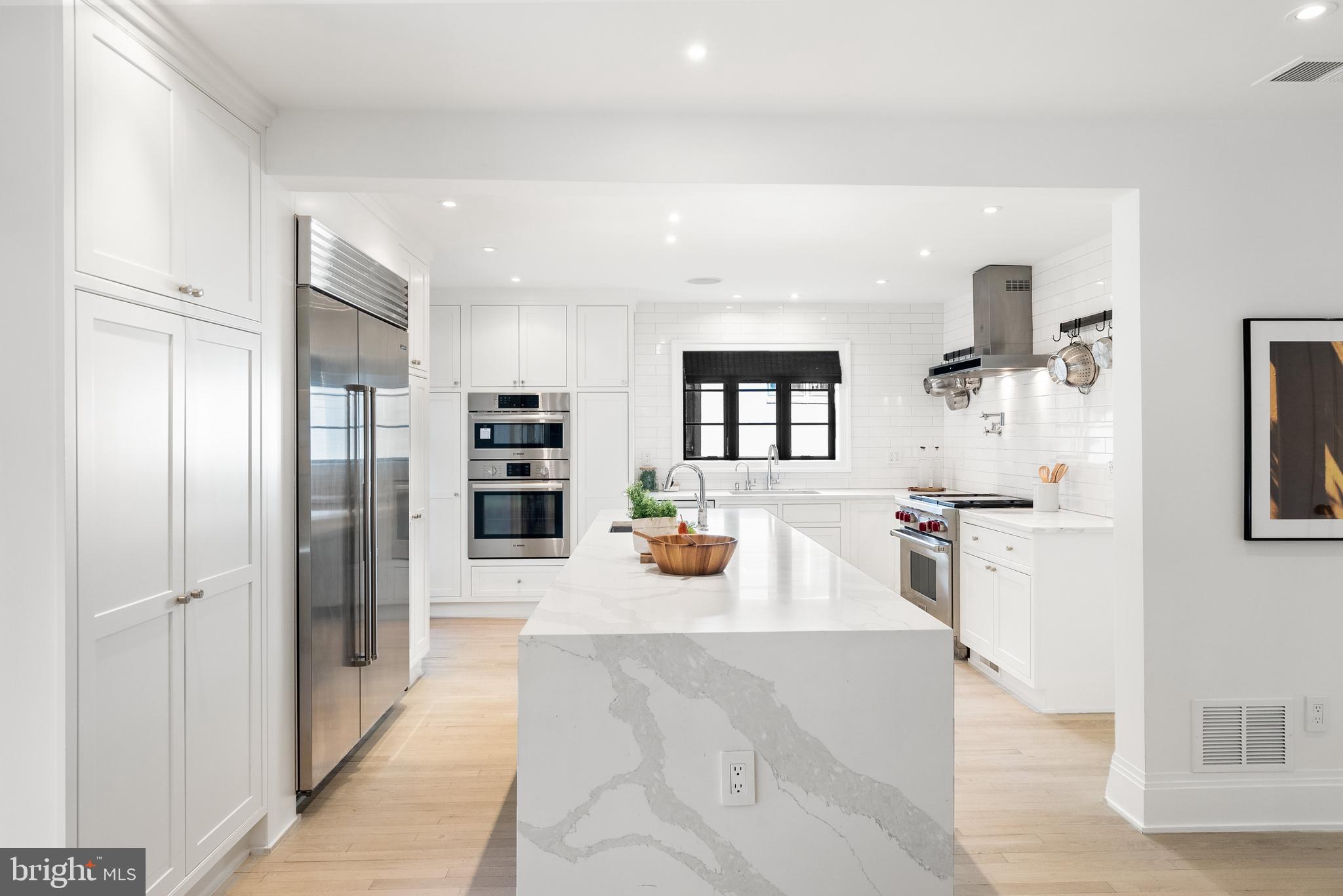 FOREST HILLS - Residential