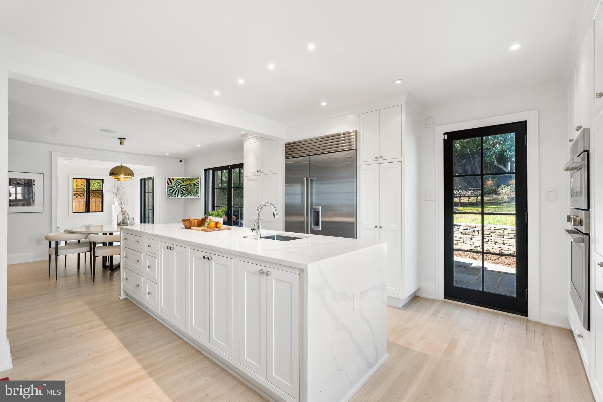 FOREST HILLS - Residential