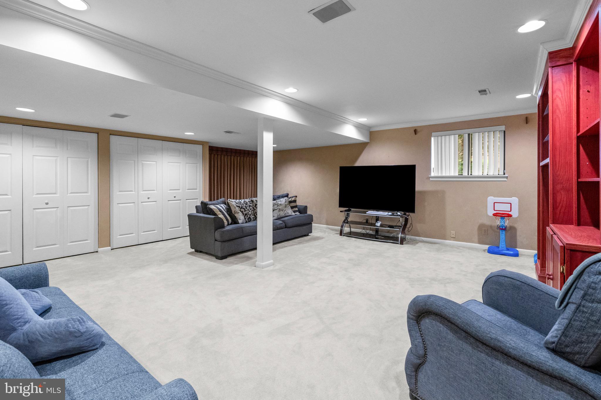 VELVET HILLS SOUTH - Residential