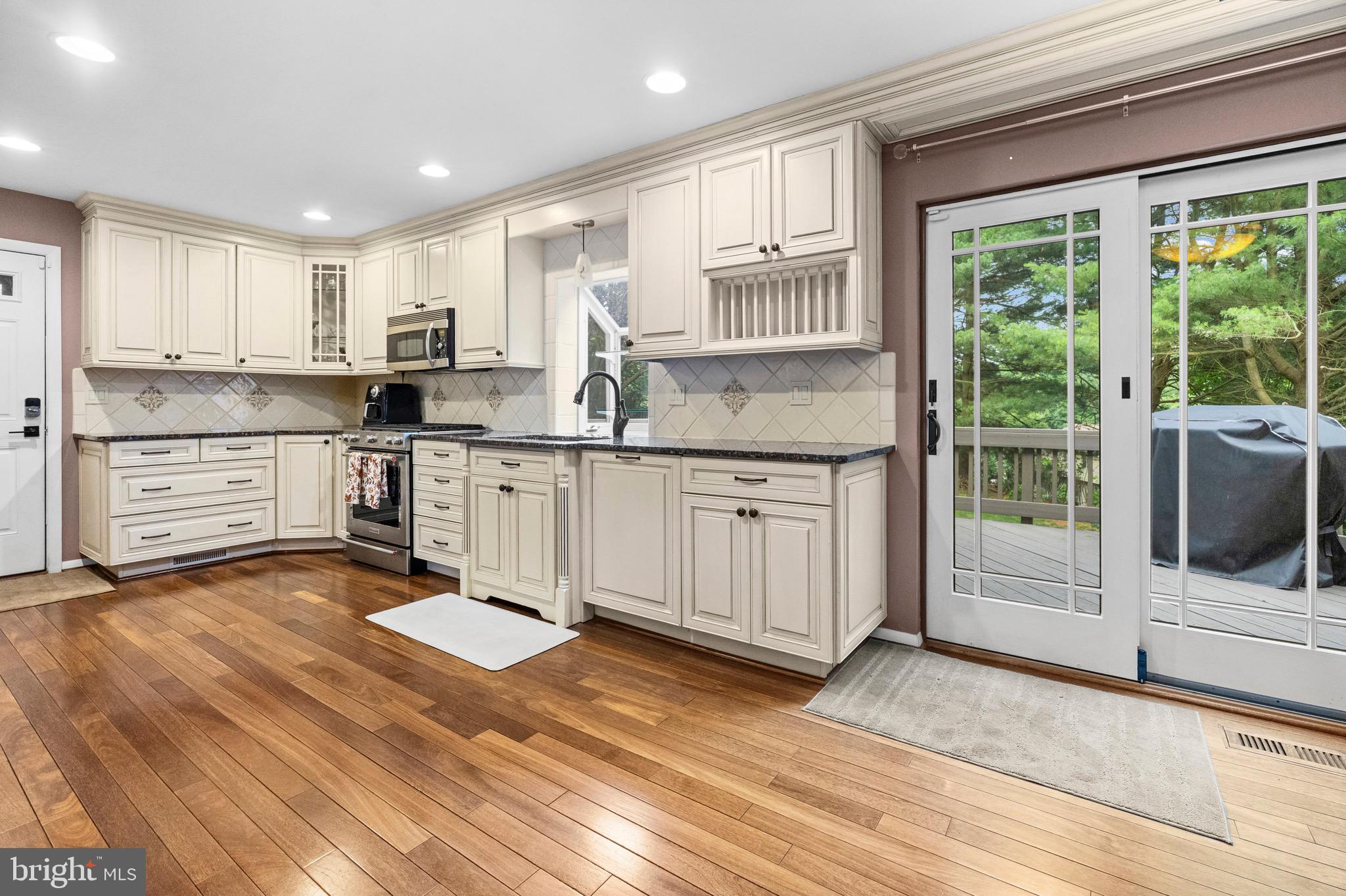 VELVET HILLS SOUTH - Residential
