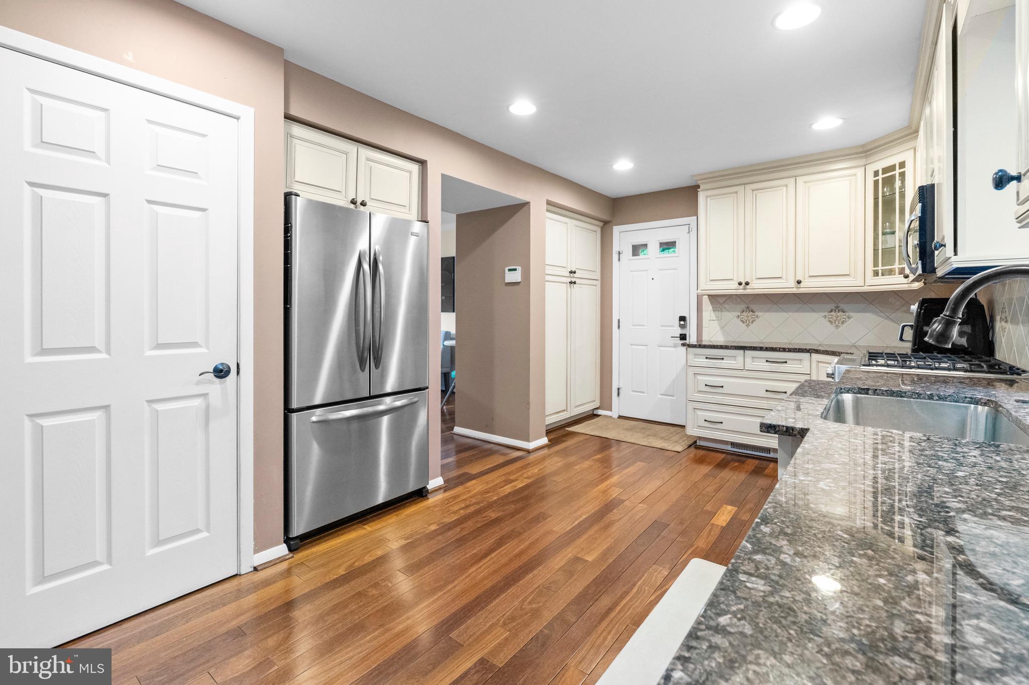 VELVET HILLS SOUTH - Residential