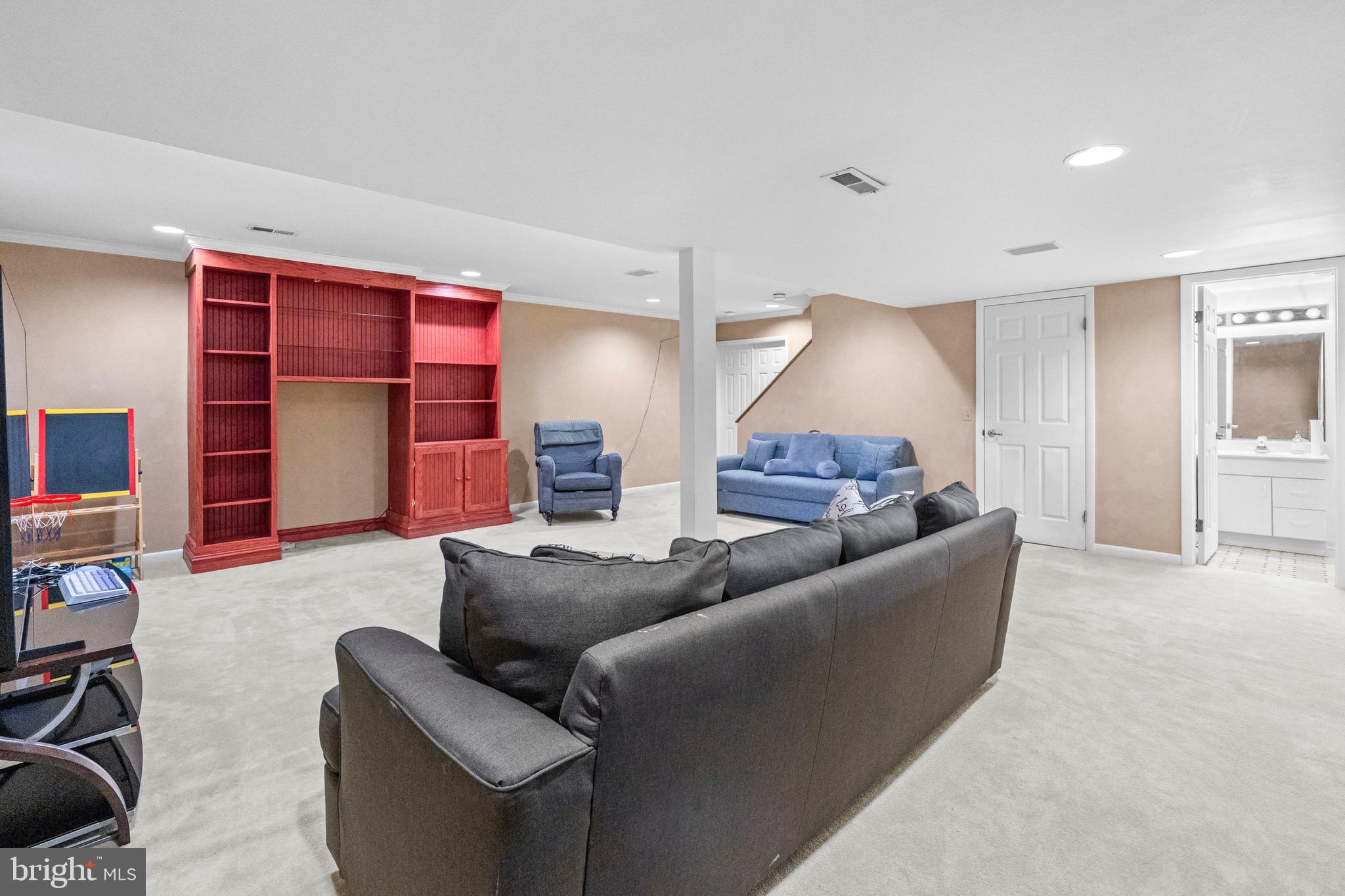 VELVET HILLS SOUTH - Residential