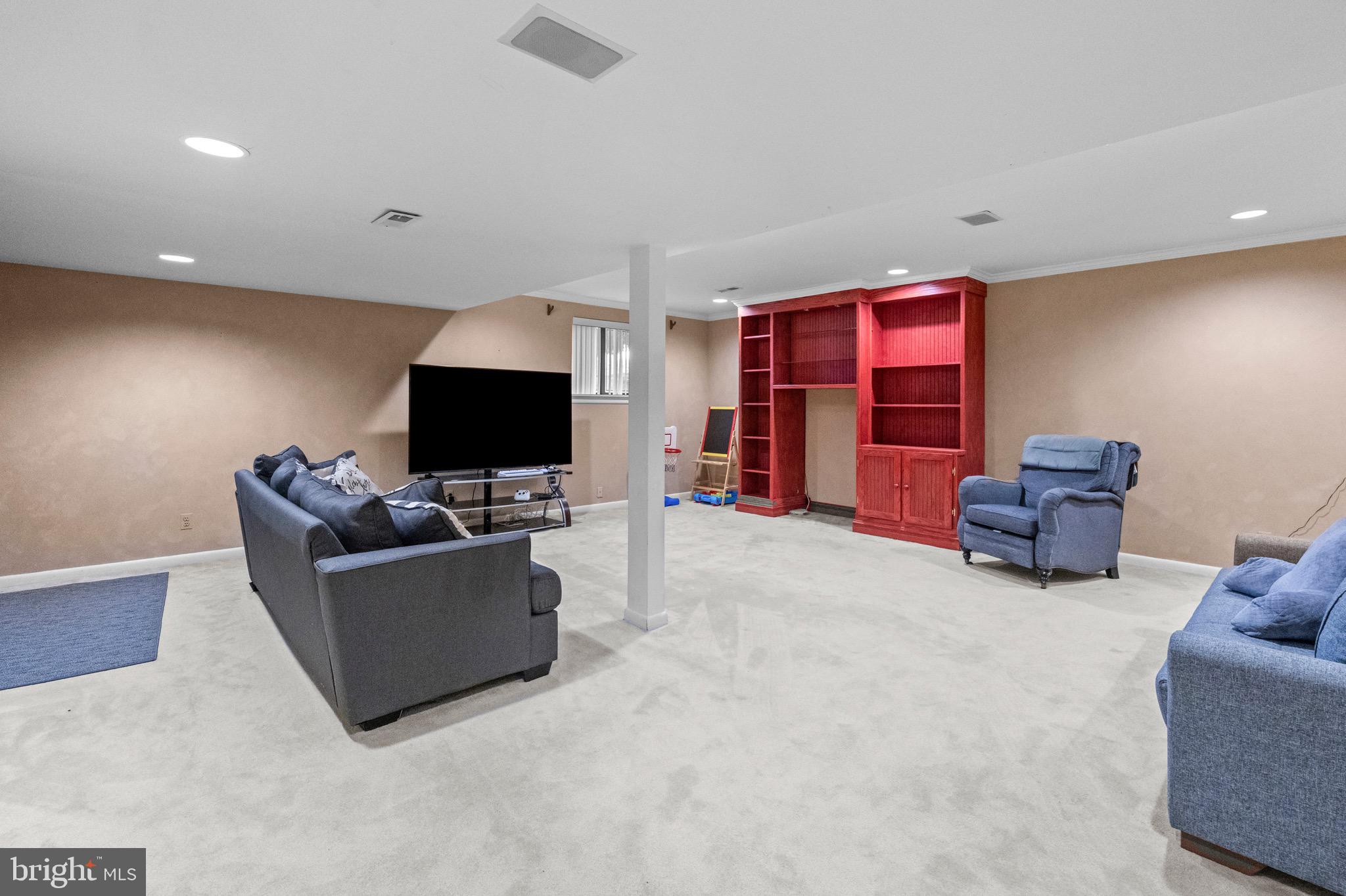 VELVET HILLS SOUTH - Residential