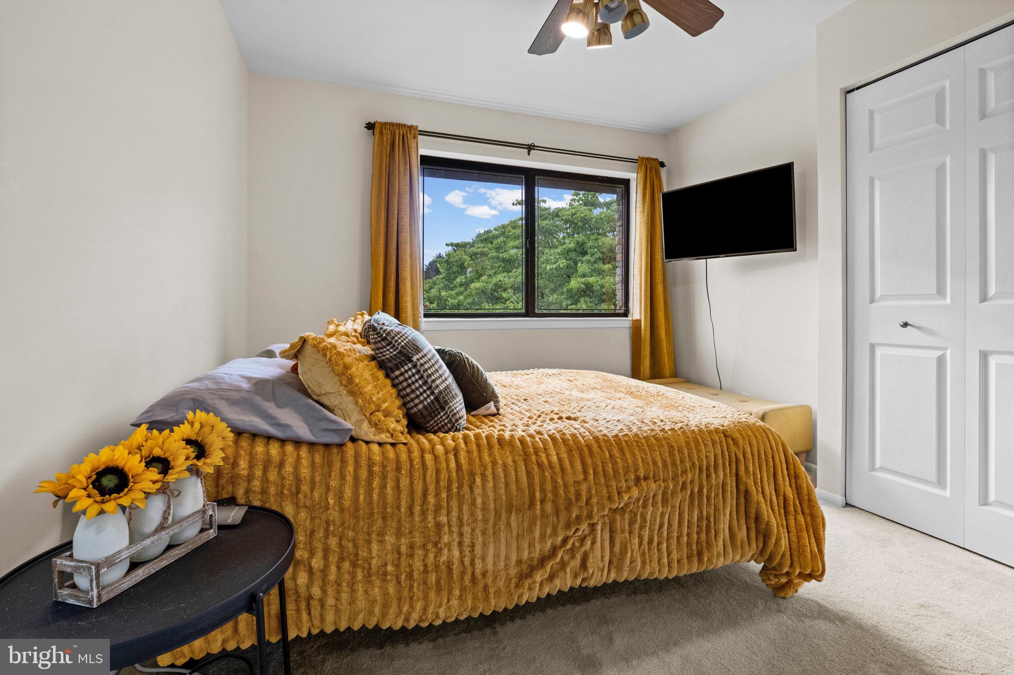 VELVET HILLS SOUTH - Residential