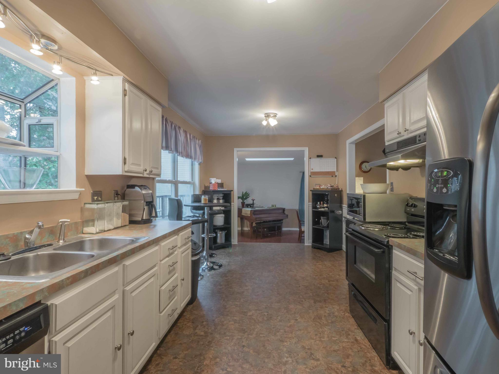 SYMPHONY WOODS - Residential
