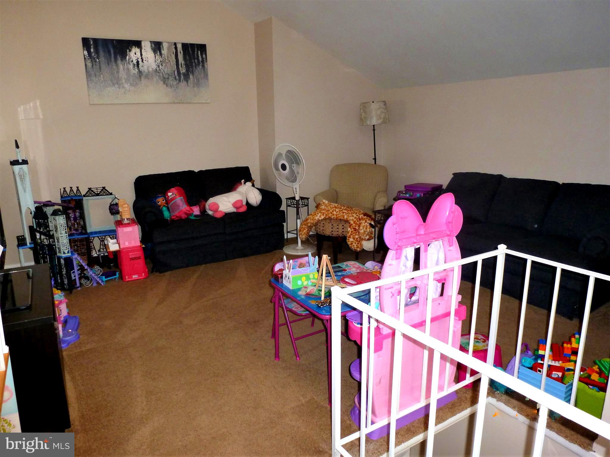 RIVERS BEND I - Residential Lease