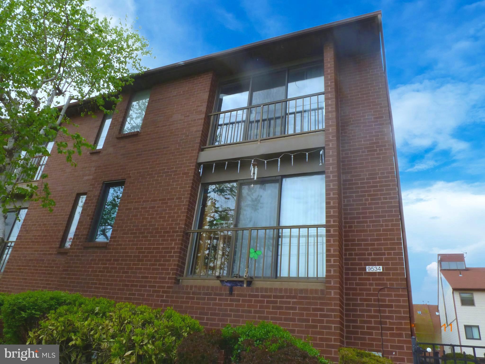 Discover this beautifully designed 2-story condominium offering 2 spacious bedrooms plus a large loft with a walk-in closet—perfect as a third bedroom, home office, or workout space. With 2 full bathrooms, this home provides both comfort and convenience.

Step inside to an inviting open floor plan that seamlessly connects the living, dining, and kitchen areas—ideal for modern living and entertaining. The home also features a washer and dryer in the basement, leading directly to your private garage, offering added convenience and security.

Located just minutes from I-95, this home offers easy access to shopping, dining, and major commuter routes. Don’t miss out on this incredible opportunity!

📲 Schedule a showing today!
