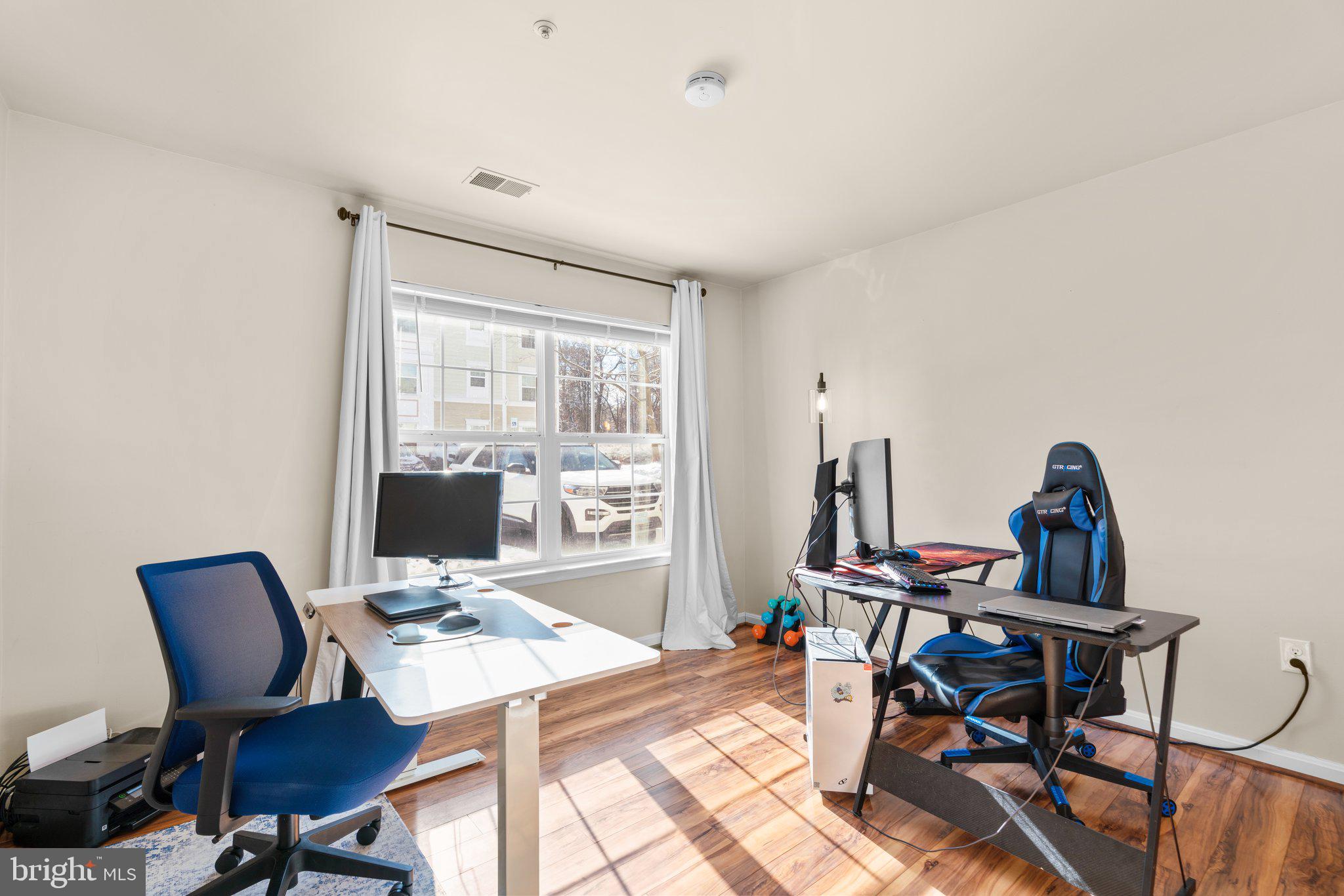 KENTLANDS RIDGE - Residential