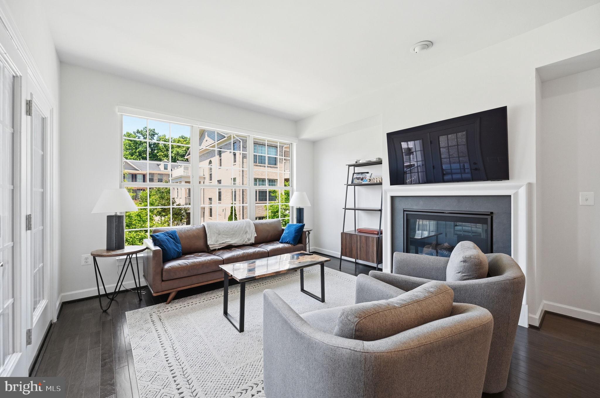 LAKE MANASSAS/TURTLE POINT - Residential