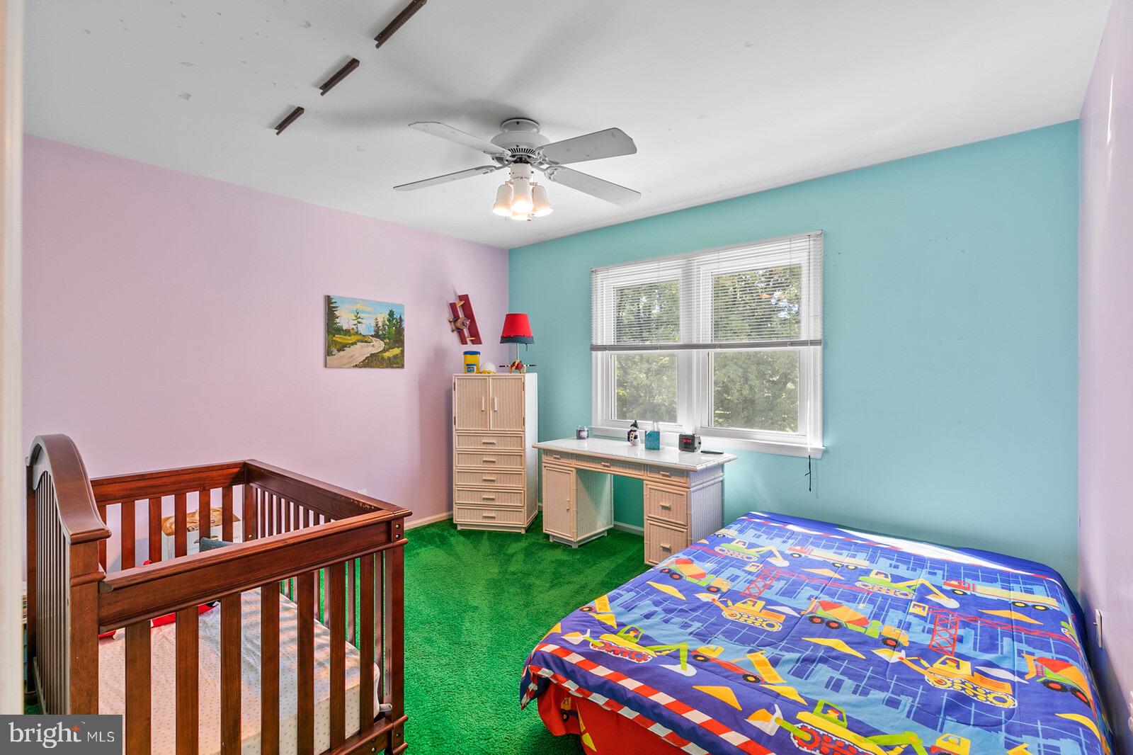 HOLLAND ACRES - Residential