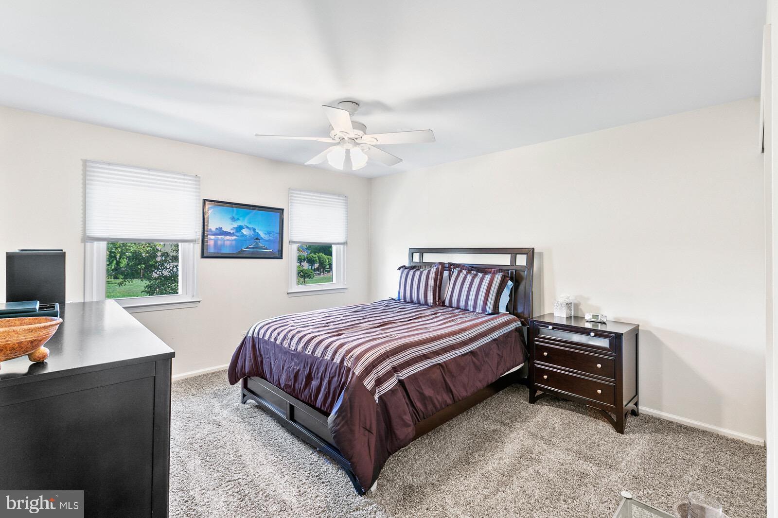 HOLLAND ACRES - Residential