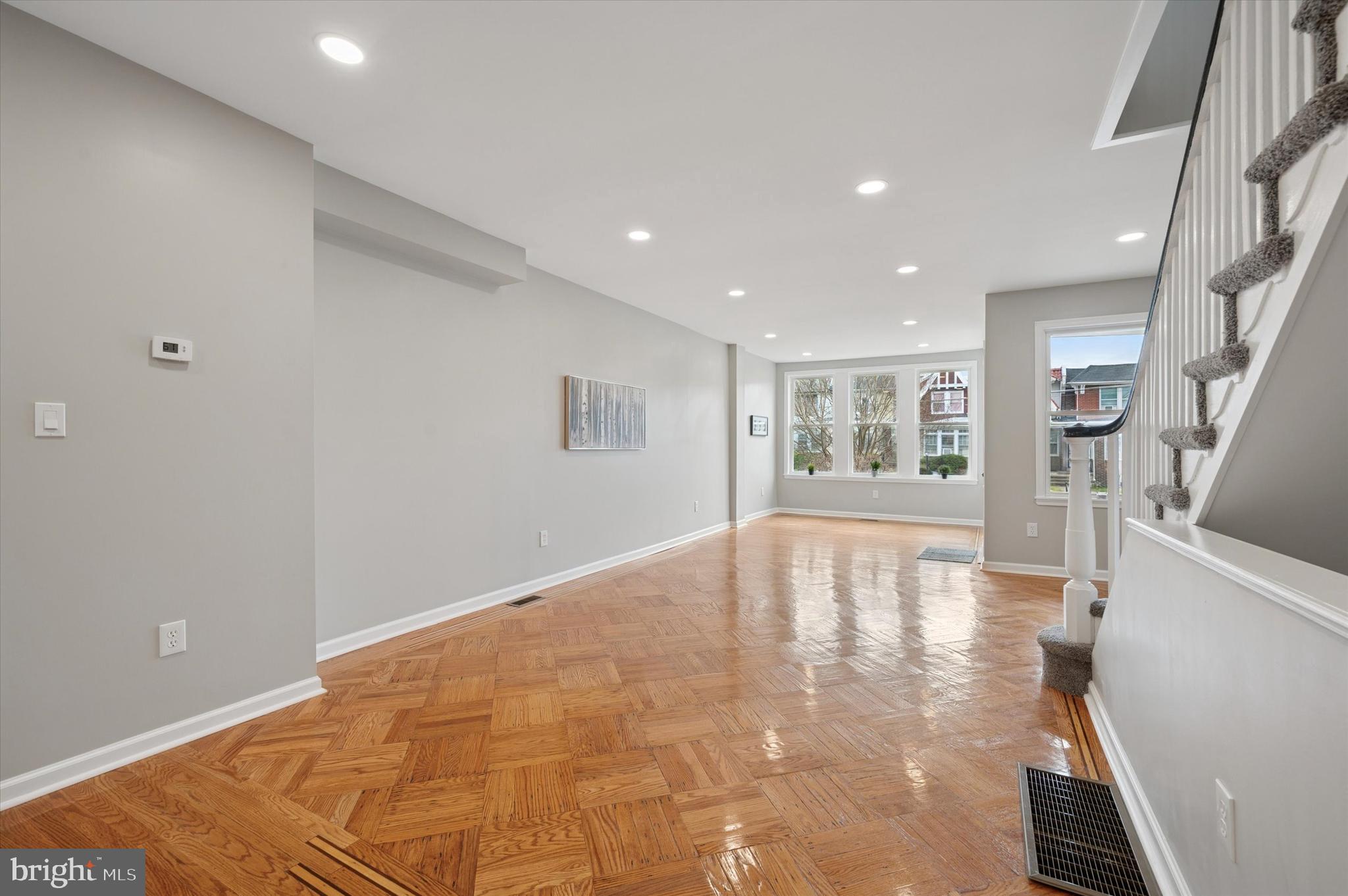 WEST OAK LANE - Residential