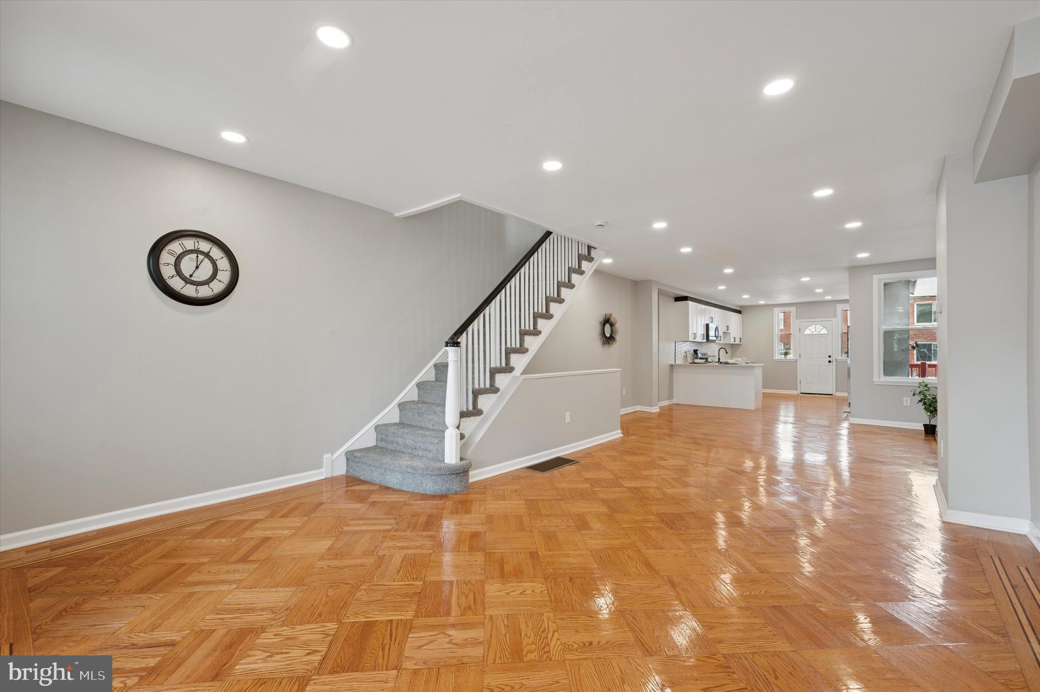 WEST OAK LANE - Residential