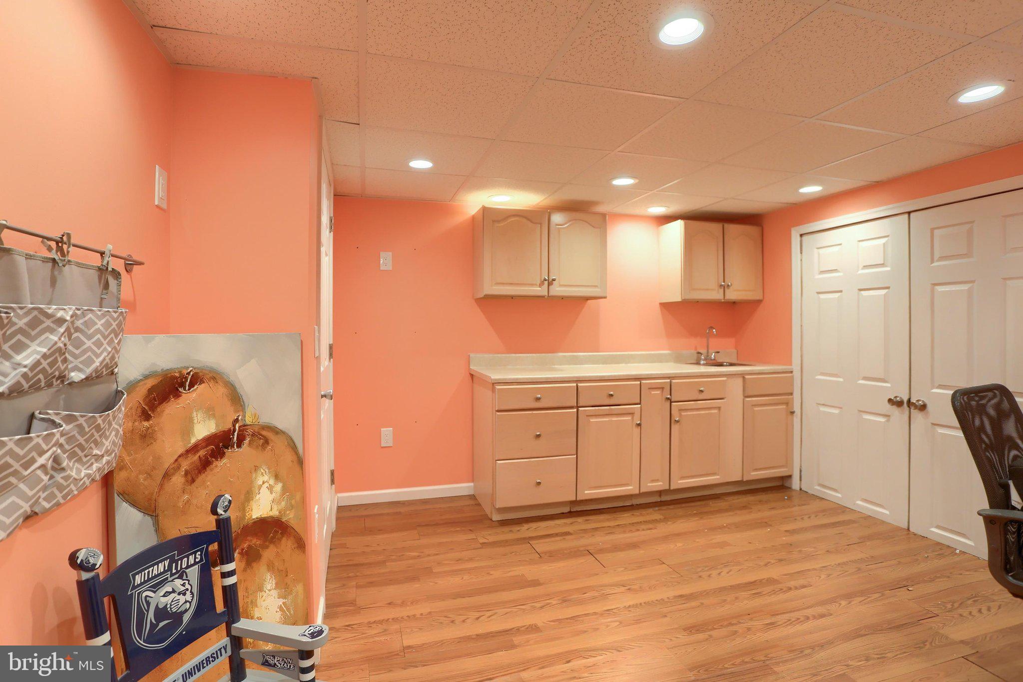 DARLINGTON VILLAGE - Residential