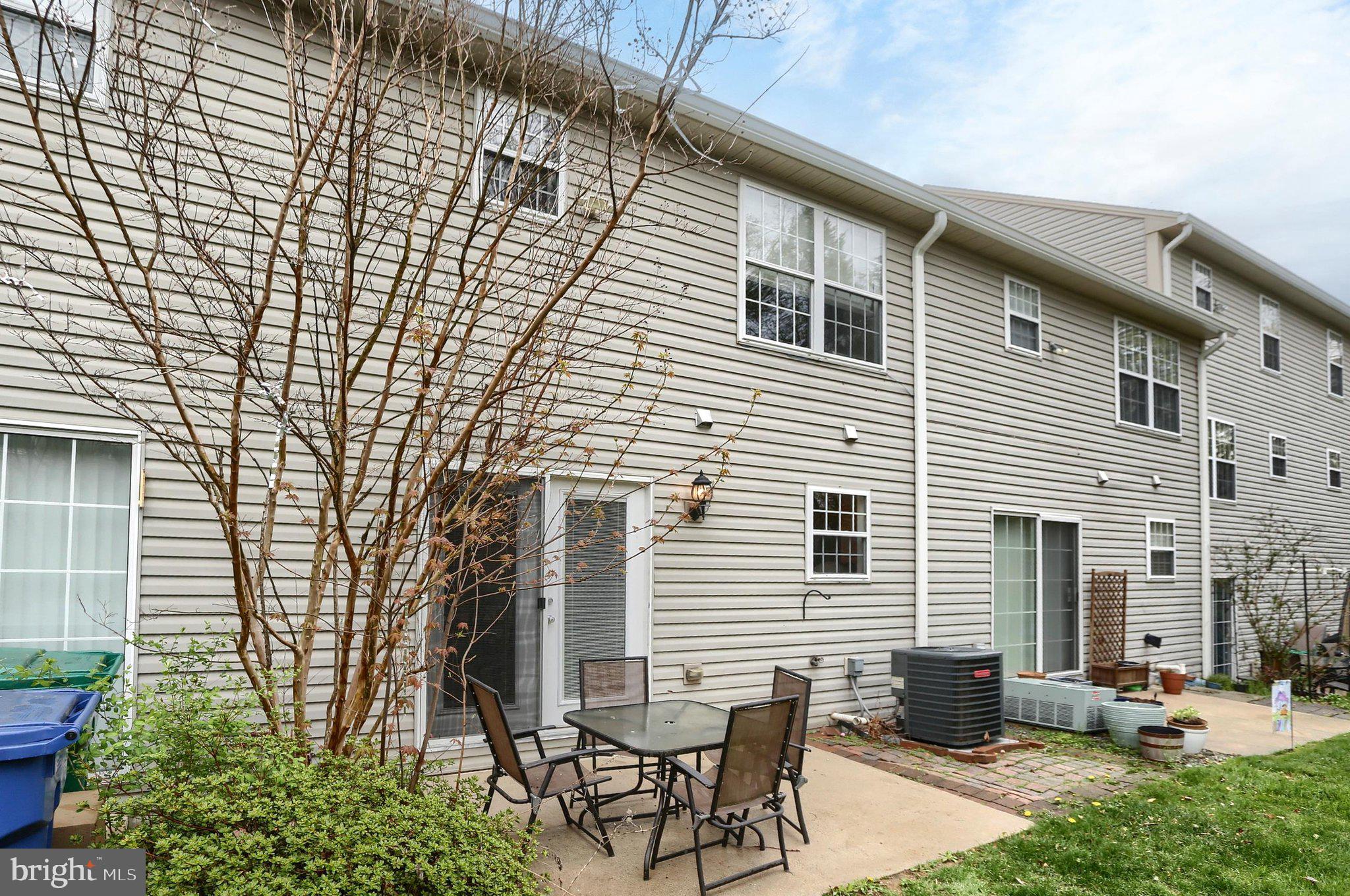 DARLINGTON VILLAGE - Residential