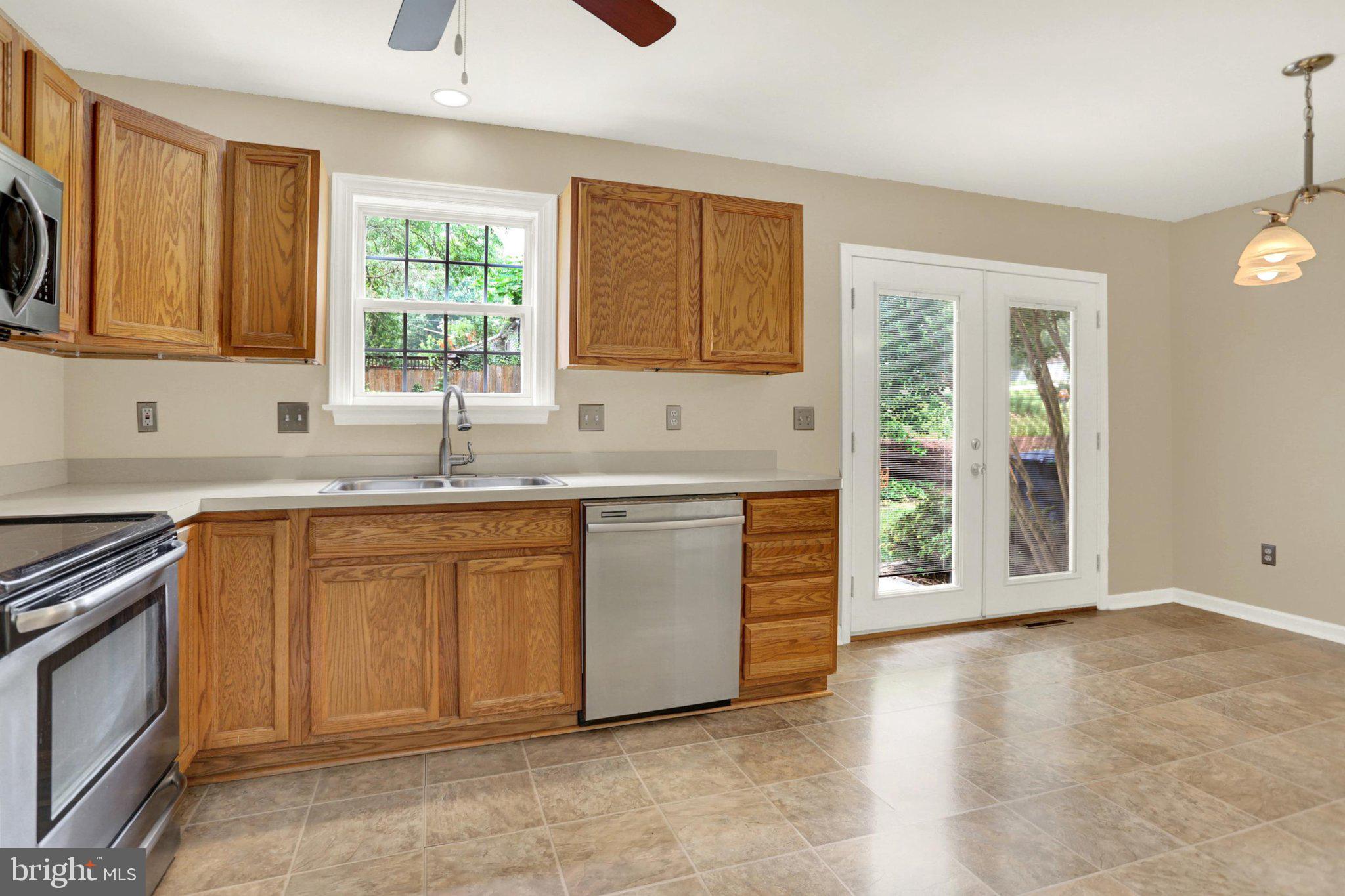 DARLINGTON VILLAGE - Residential