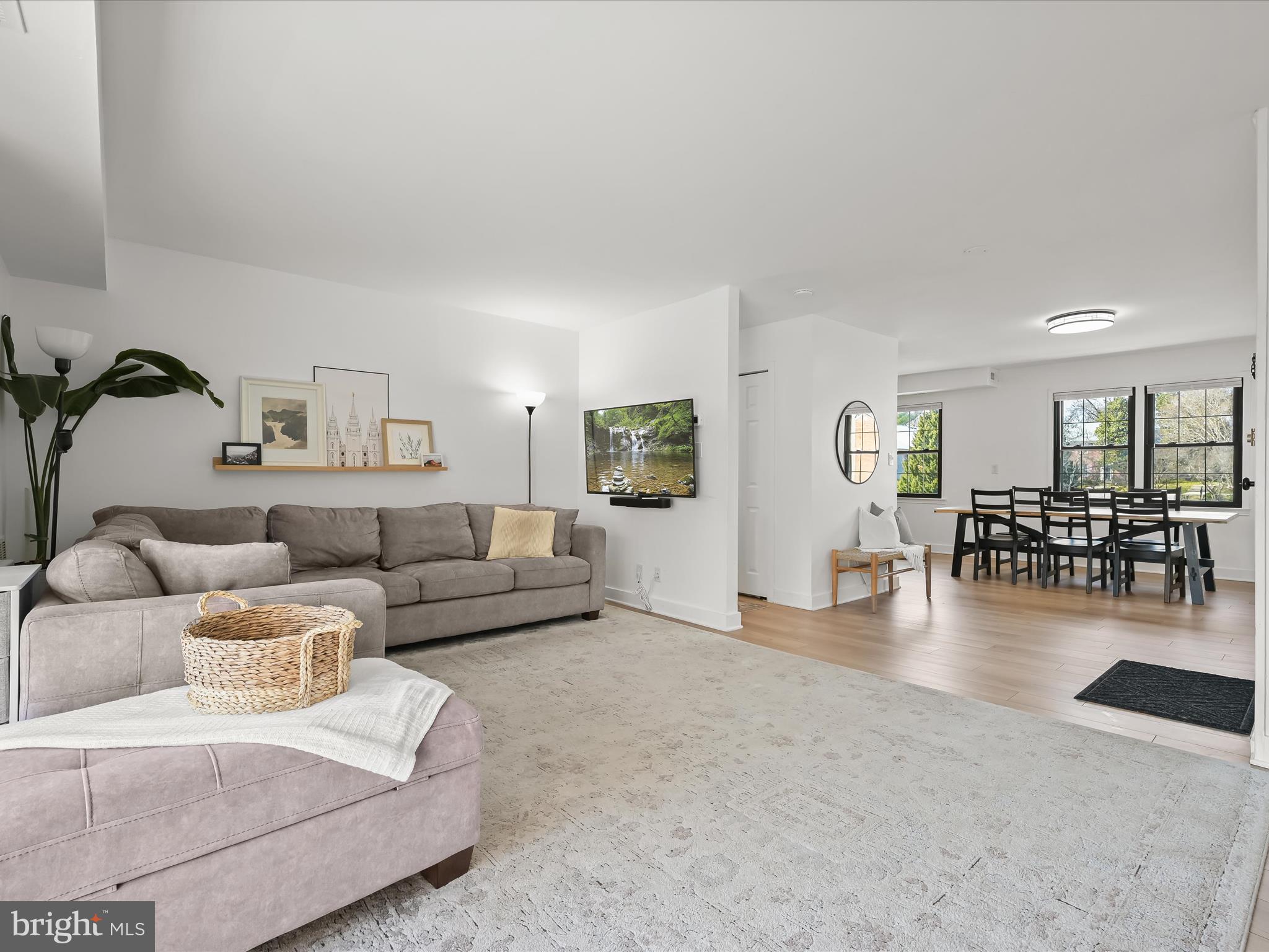 WESTCHESTER PARK - Residential