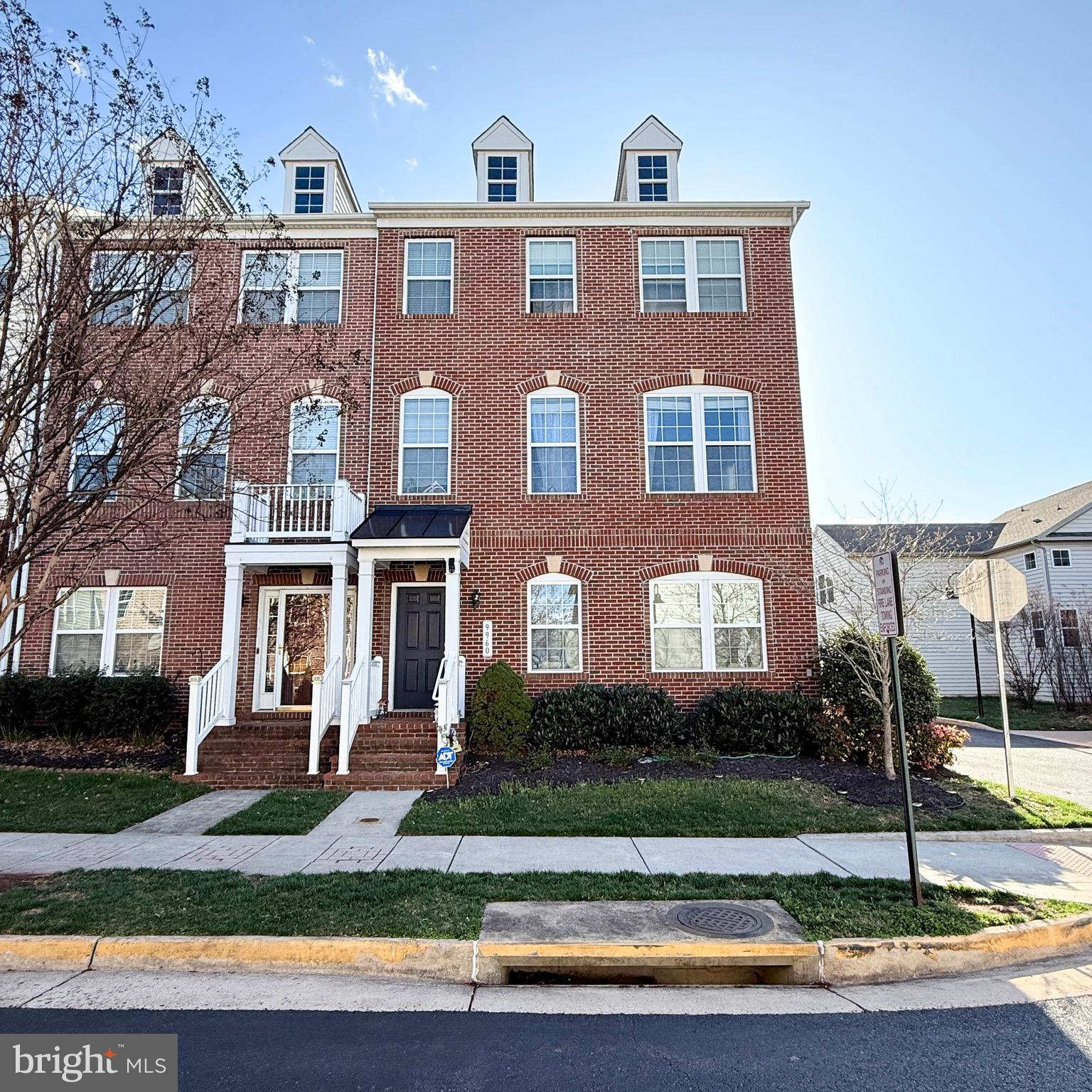 HASTINGS MARKETPLACE - Residential