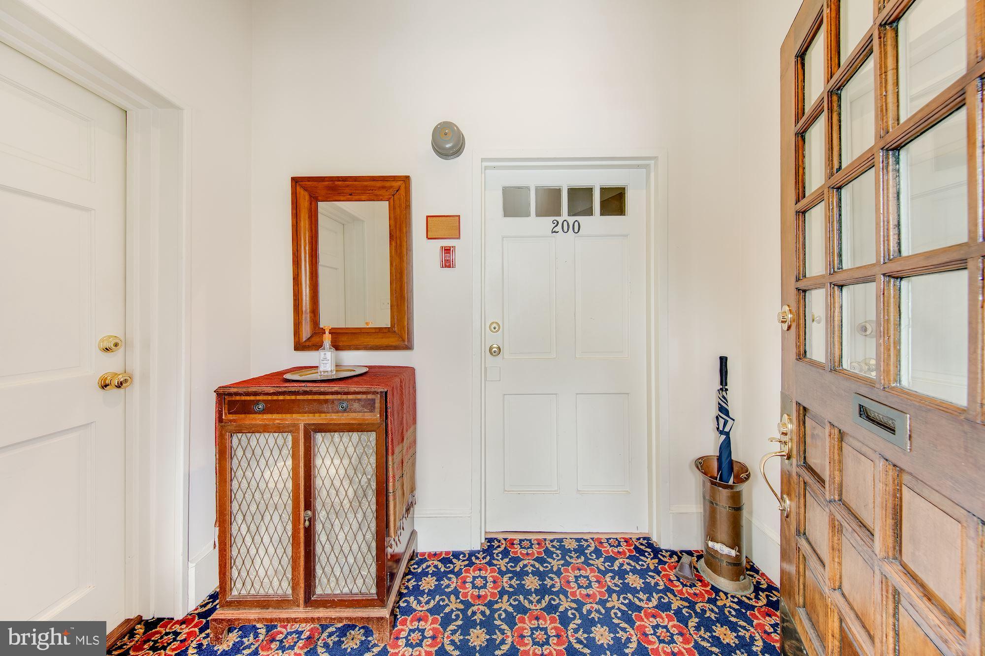 DUPONT CIRCLE - Residential Income