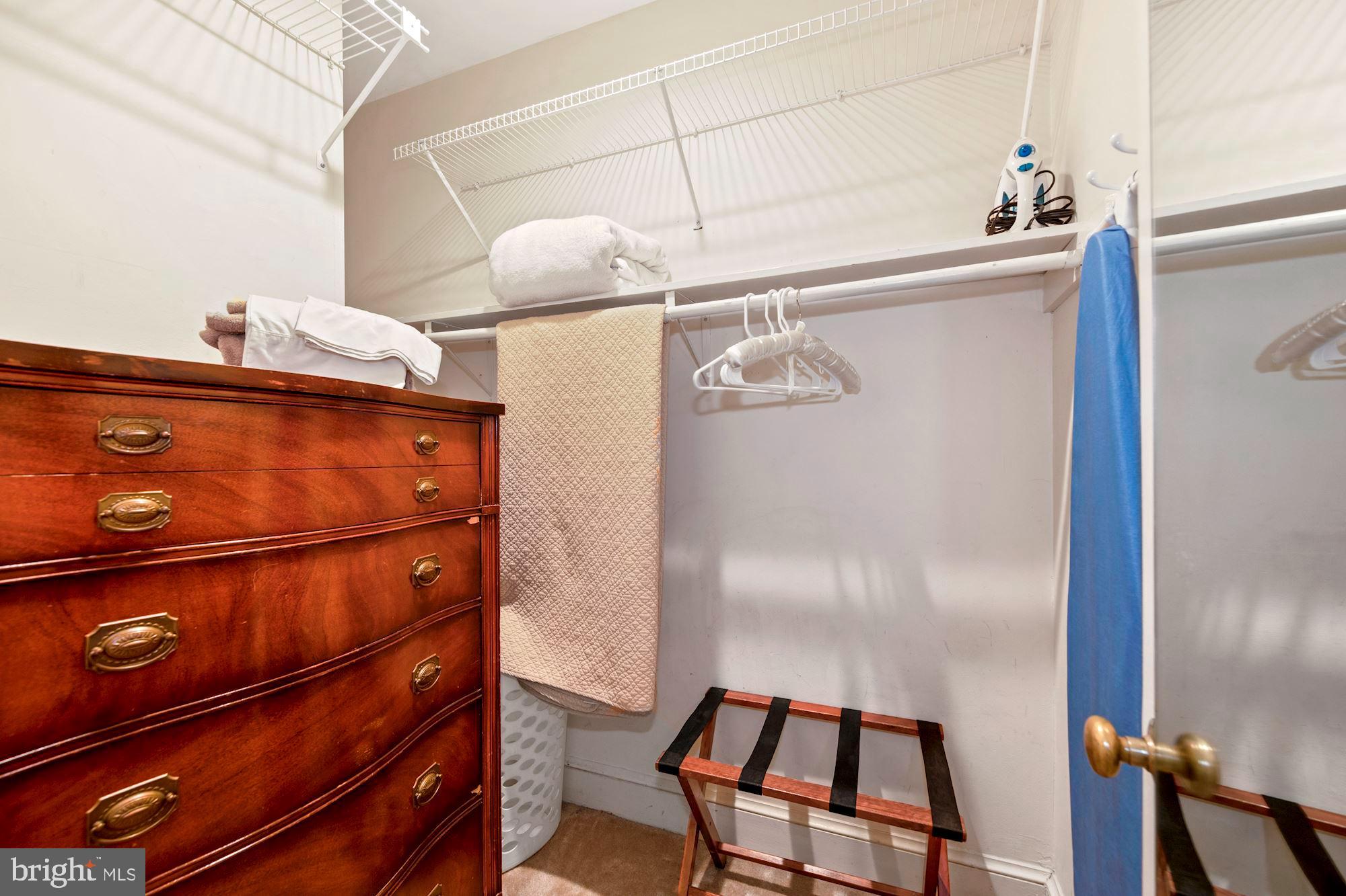 DUPONT CIRCLE - Residential Income
