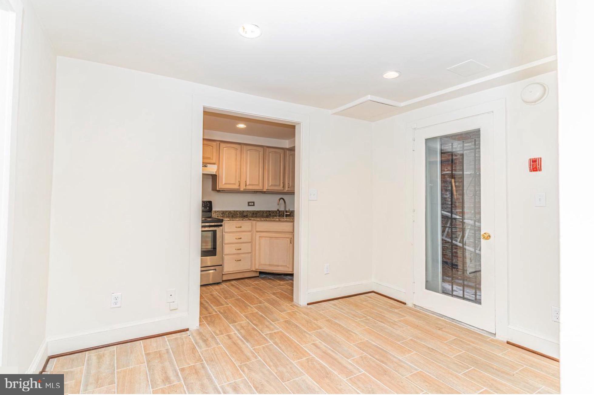 DUPONT CIRCLE - Residential Income