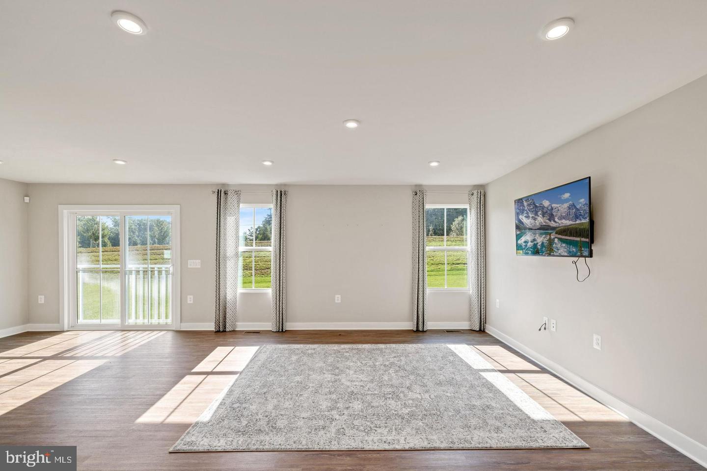 ARCADIA NORTH - Residential