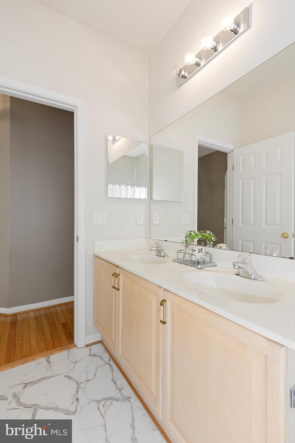 STONEBRIDGE - Residential