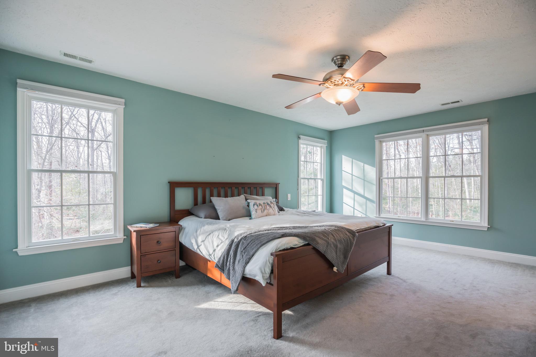 WHITEHALL - Residential