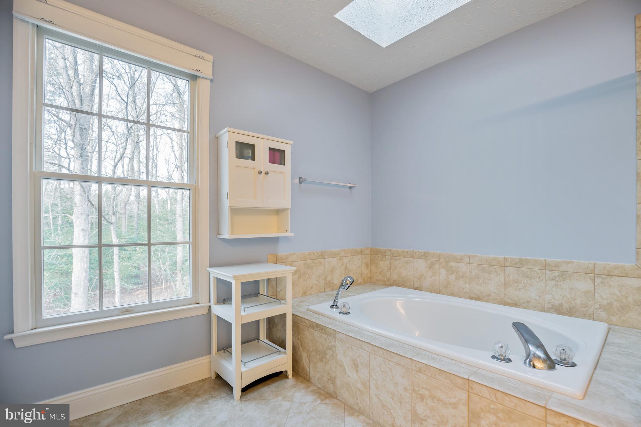WHITEHALL - Residential