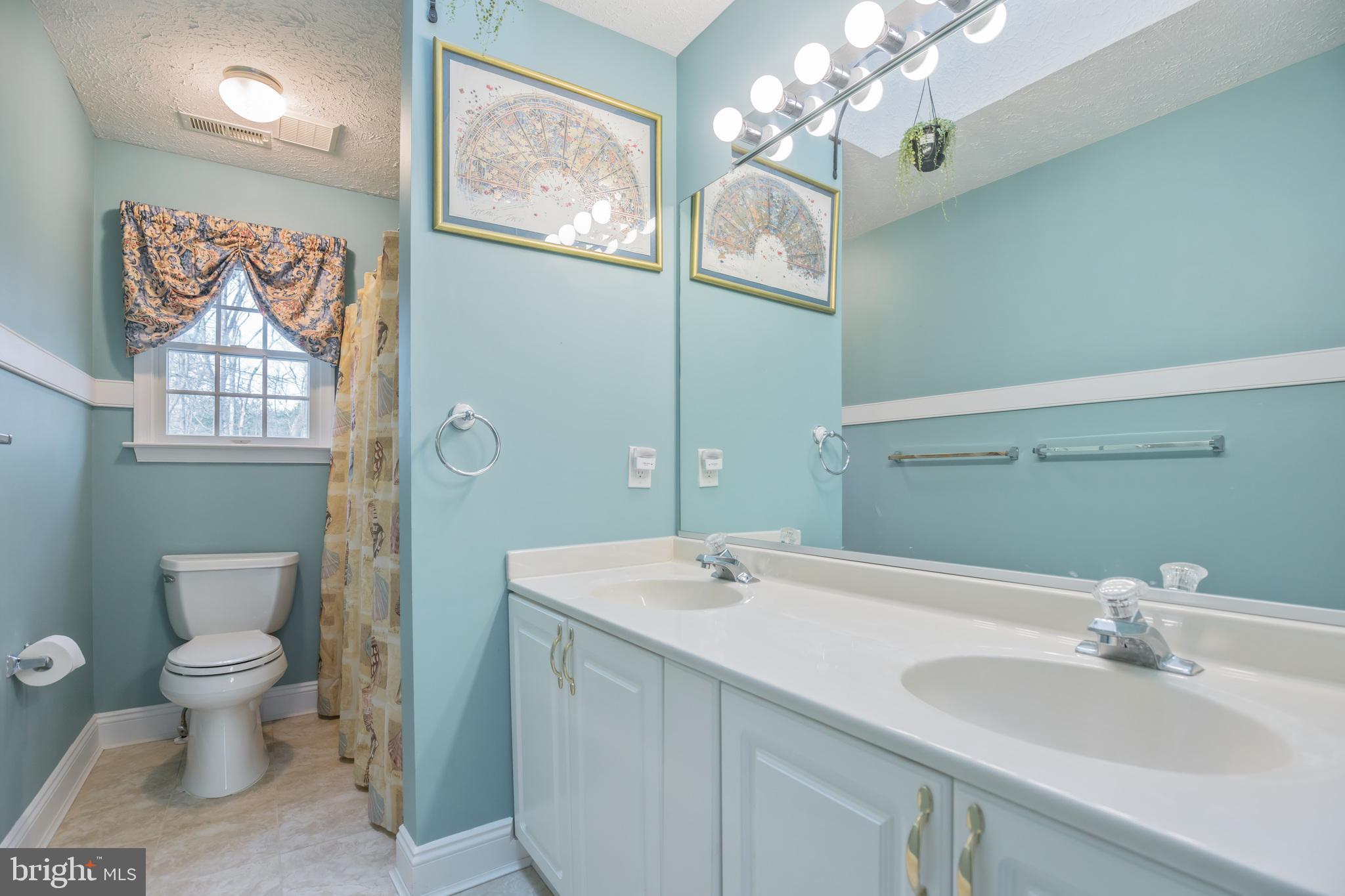 WHITEHALL - Residential