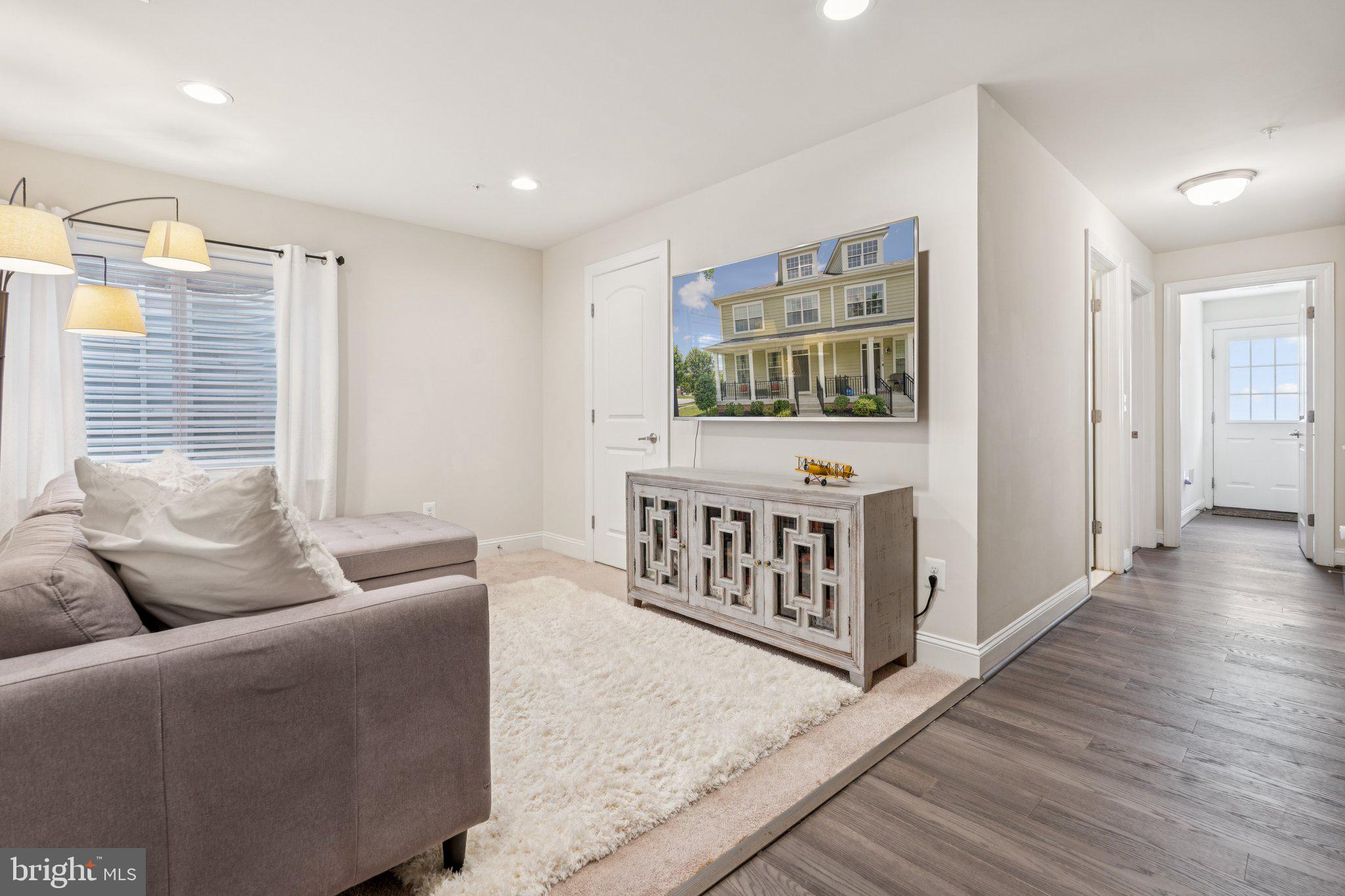 UPLANDS - Residential