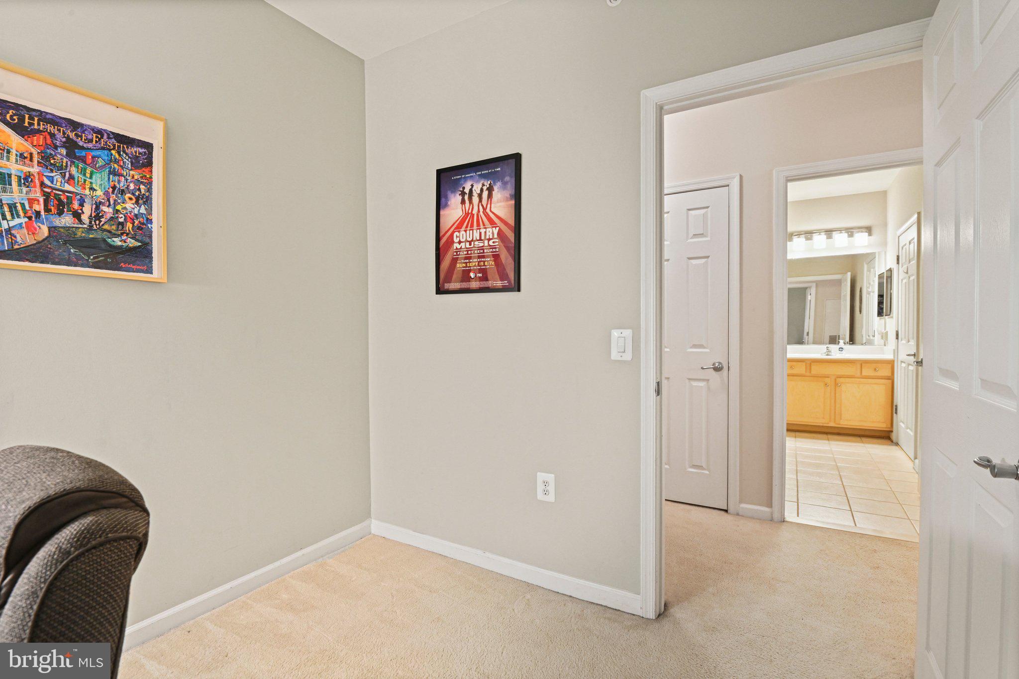 CHANTILLY PARK - Residential