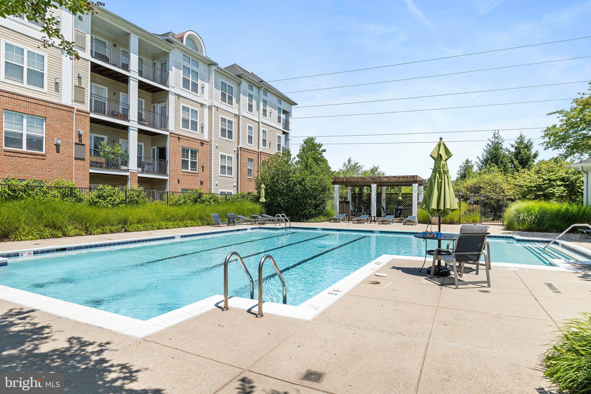 CHANTILLY PARK - Residential