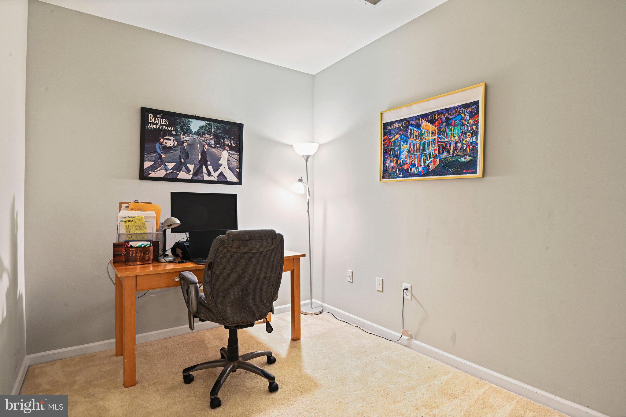 CHANTILLY PARK - Residential