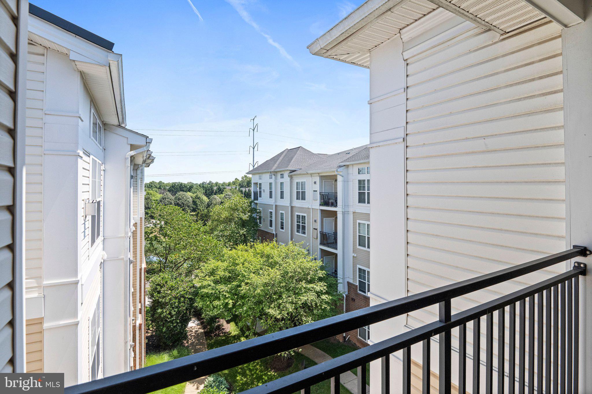 CHANTILLY PARK - Residential