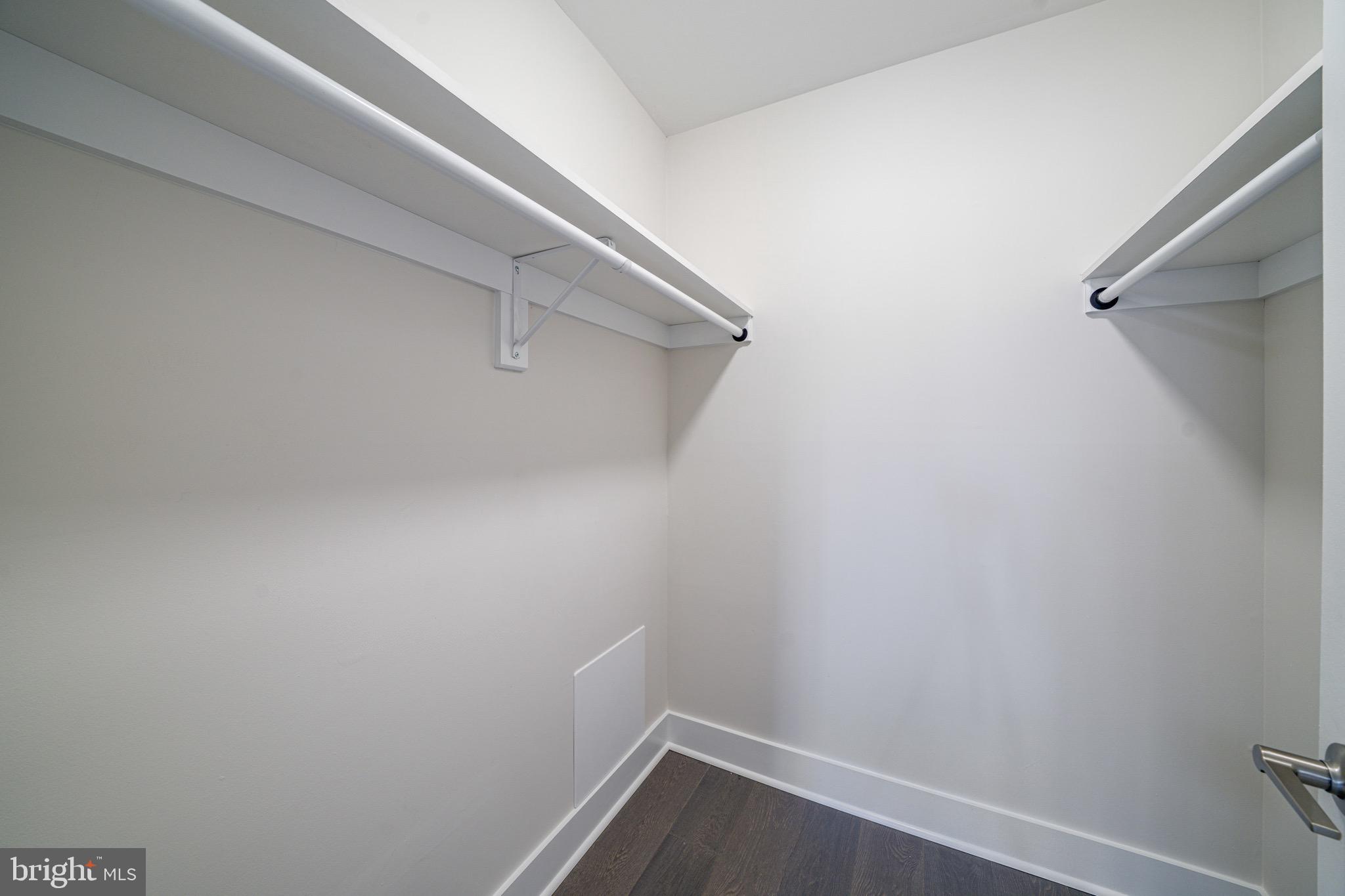 HUNTCREST CONDOMINIUM - Residential
